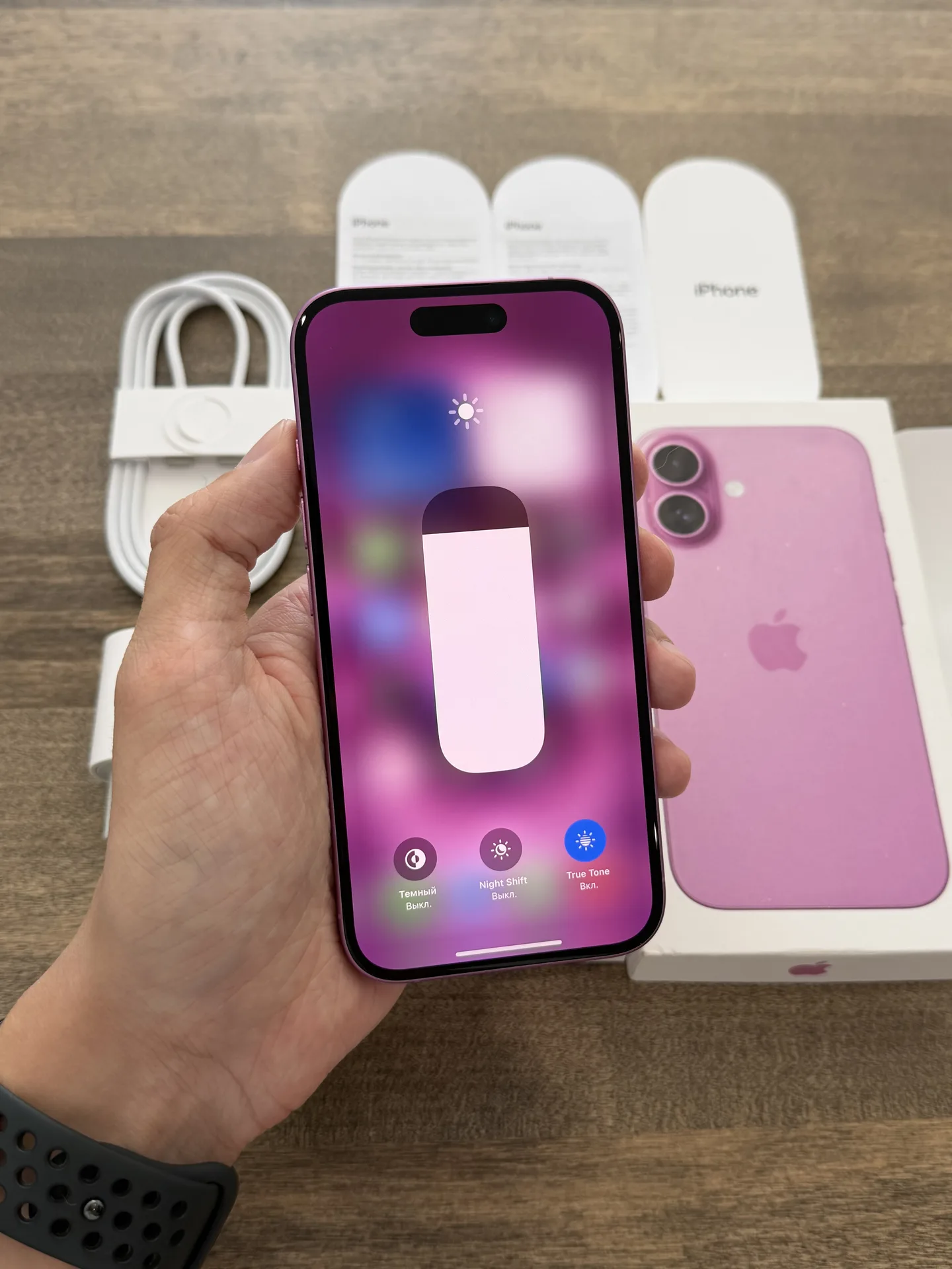 iPhone 16 Pink 256GB