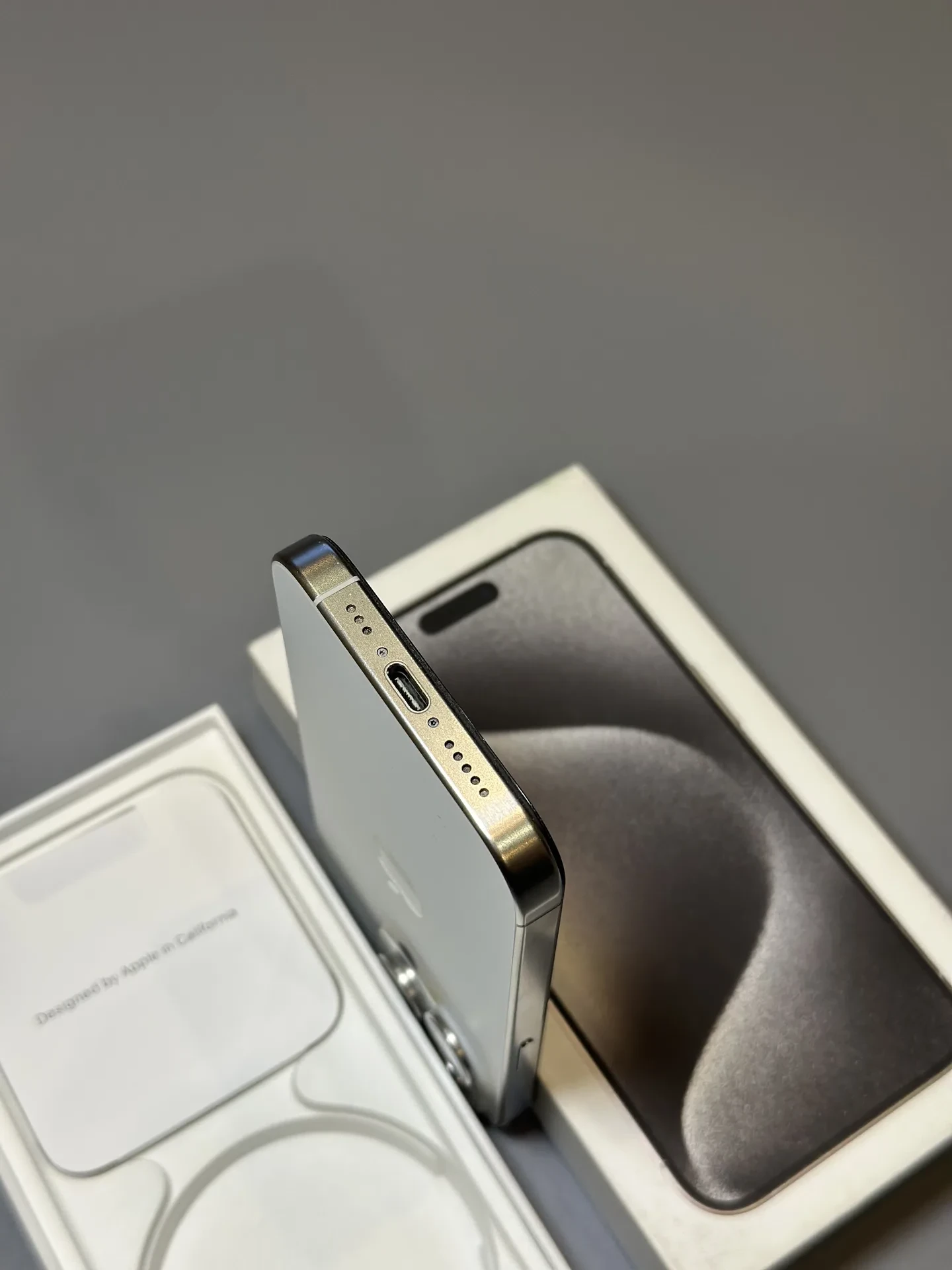 iPhone 15 Pro 128gb White