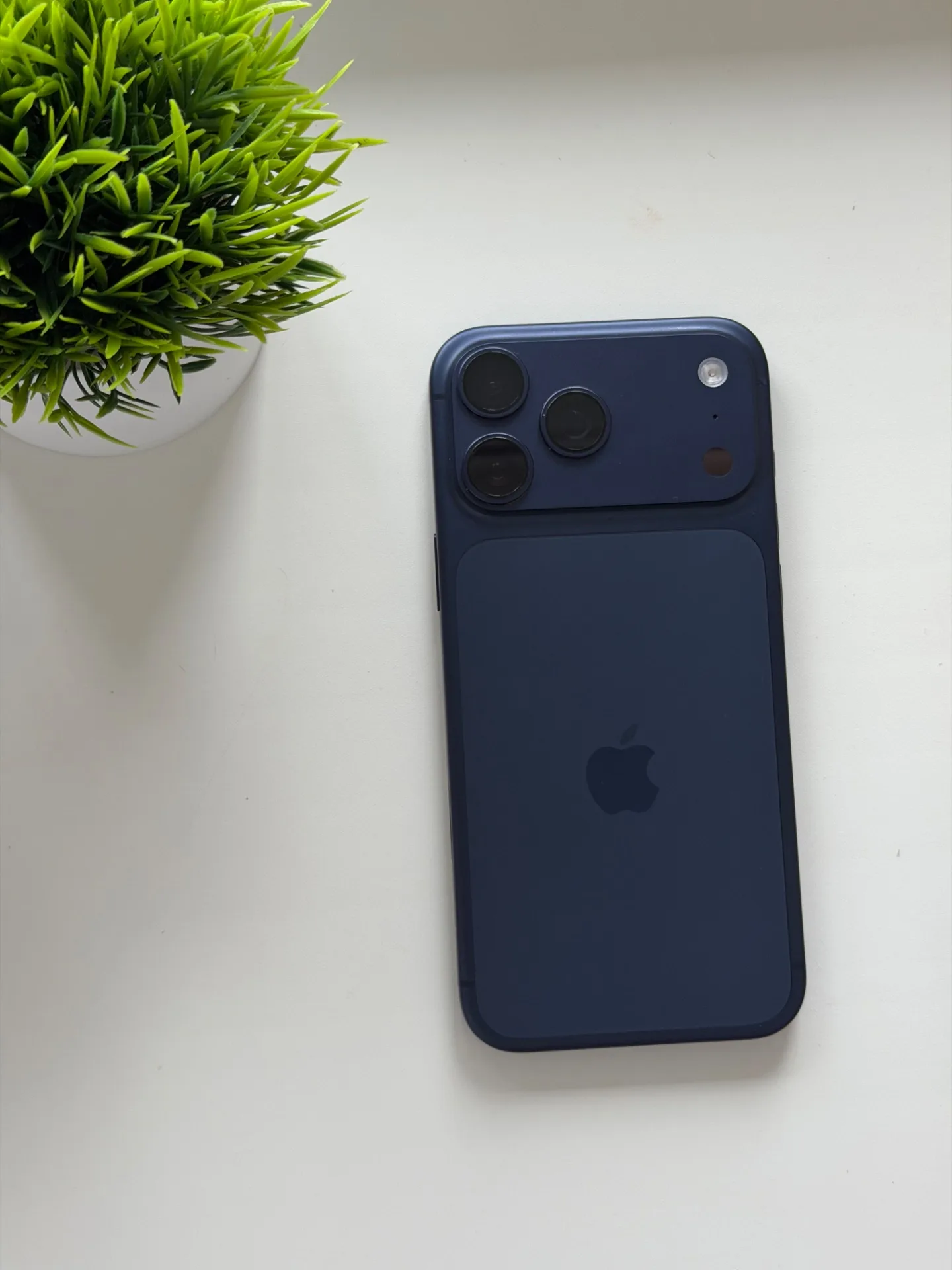iPhone 17 Pro Max 256 Синий.
