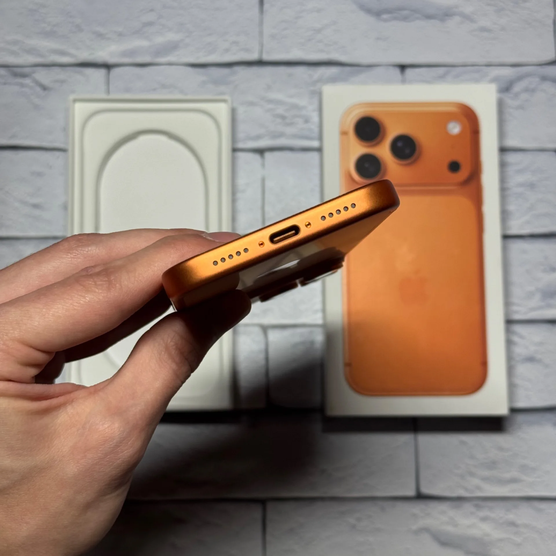 iPhone 17 Pro 512gb Cosmic Orange