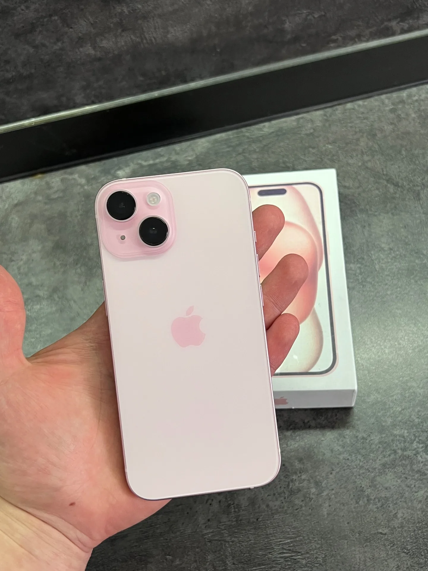 iPhone 15 512GB