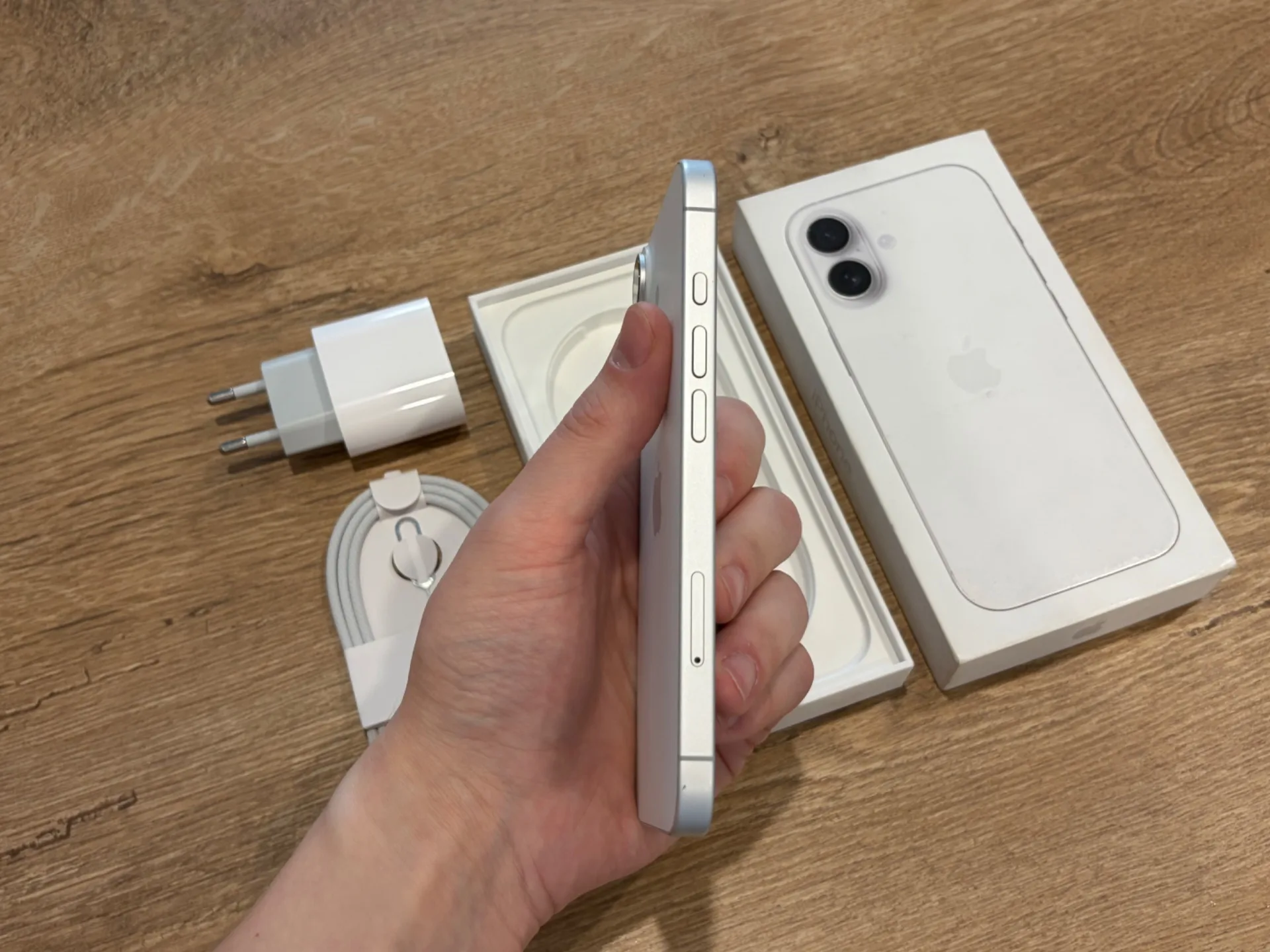 iPhone 17 256gb White