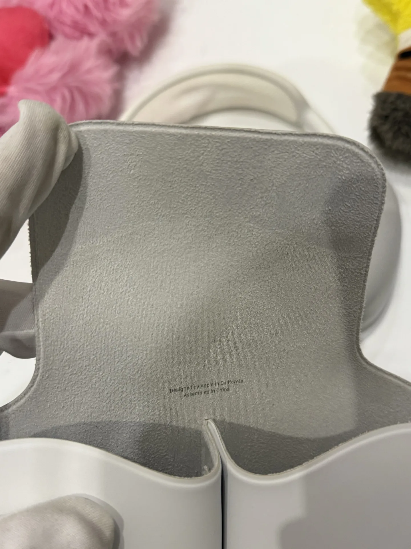 AirPods Max Silver Lightning