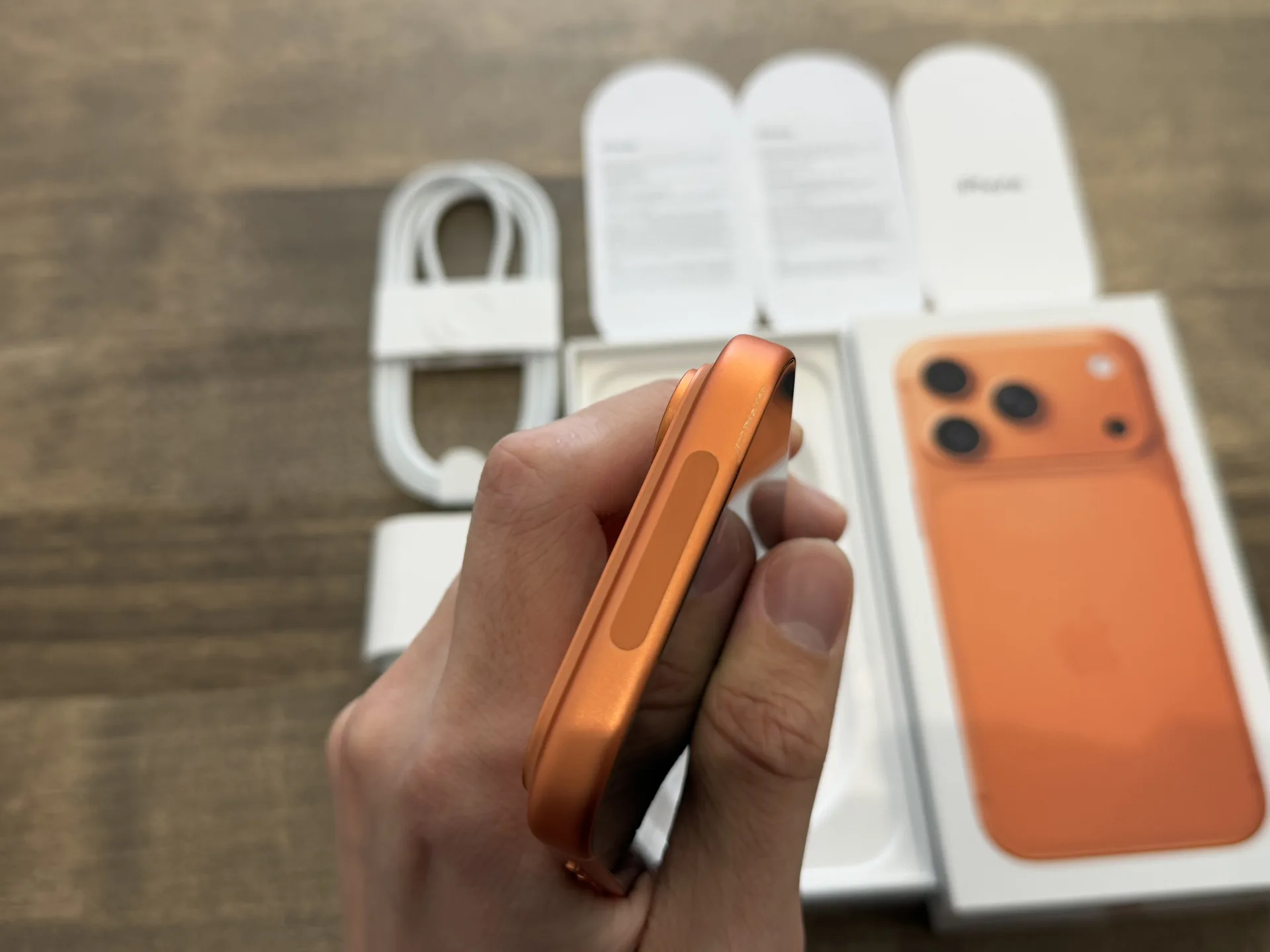 iPhone 17 Pro Comic Orange 256GB