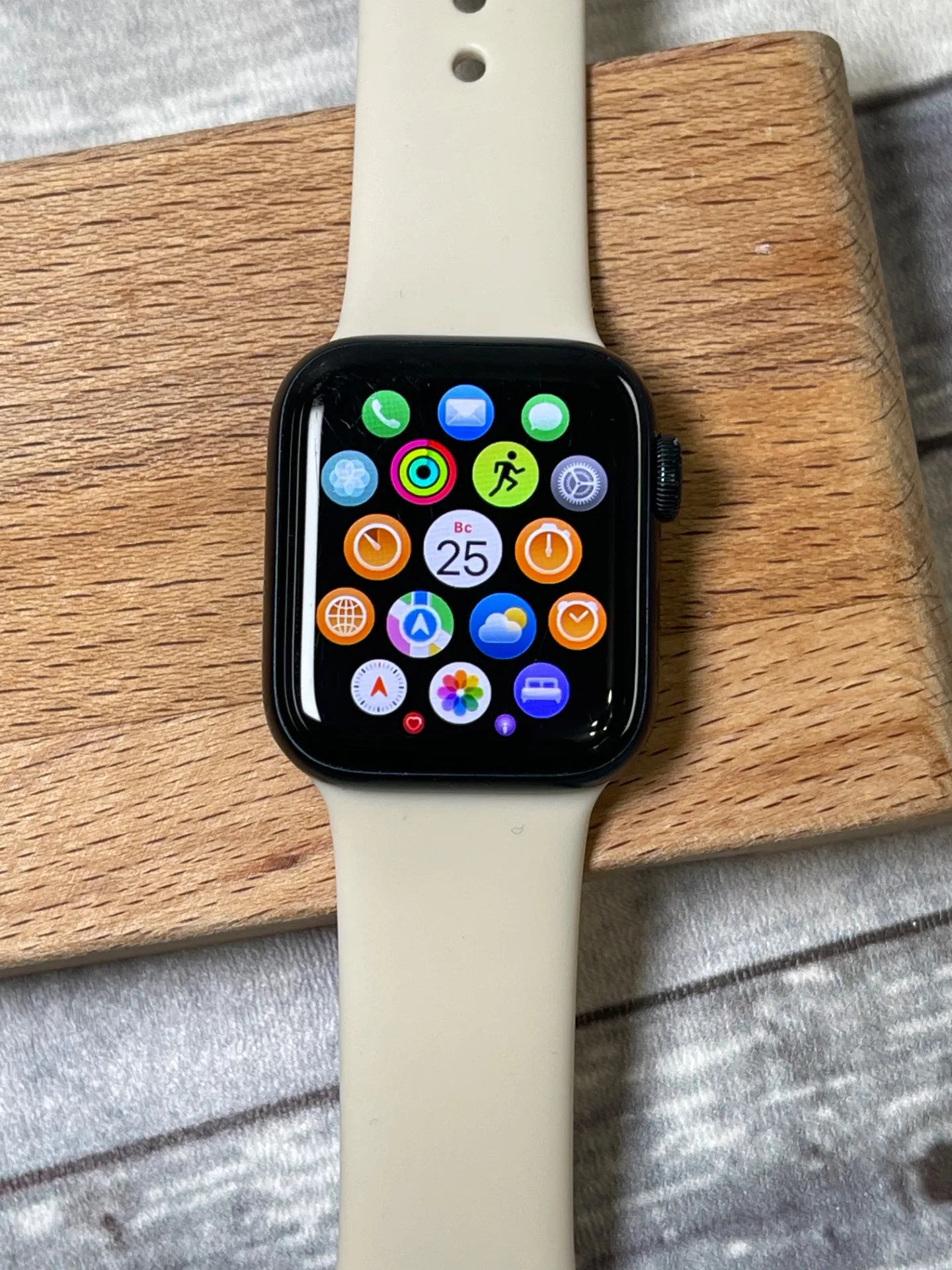 Apple Watch SE 2 40 mm