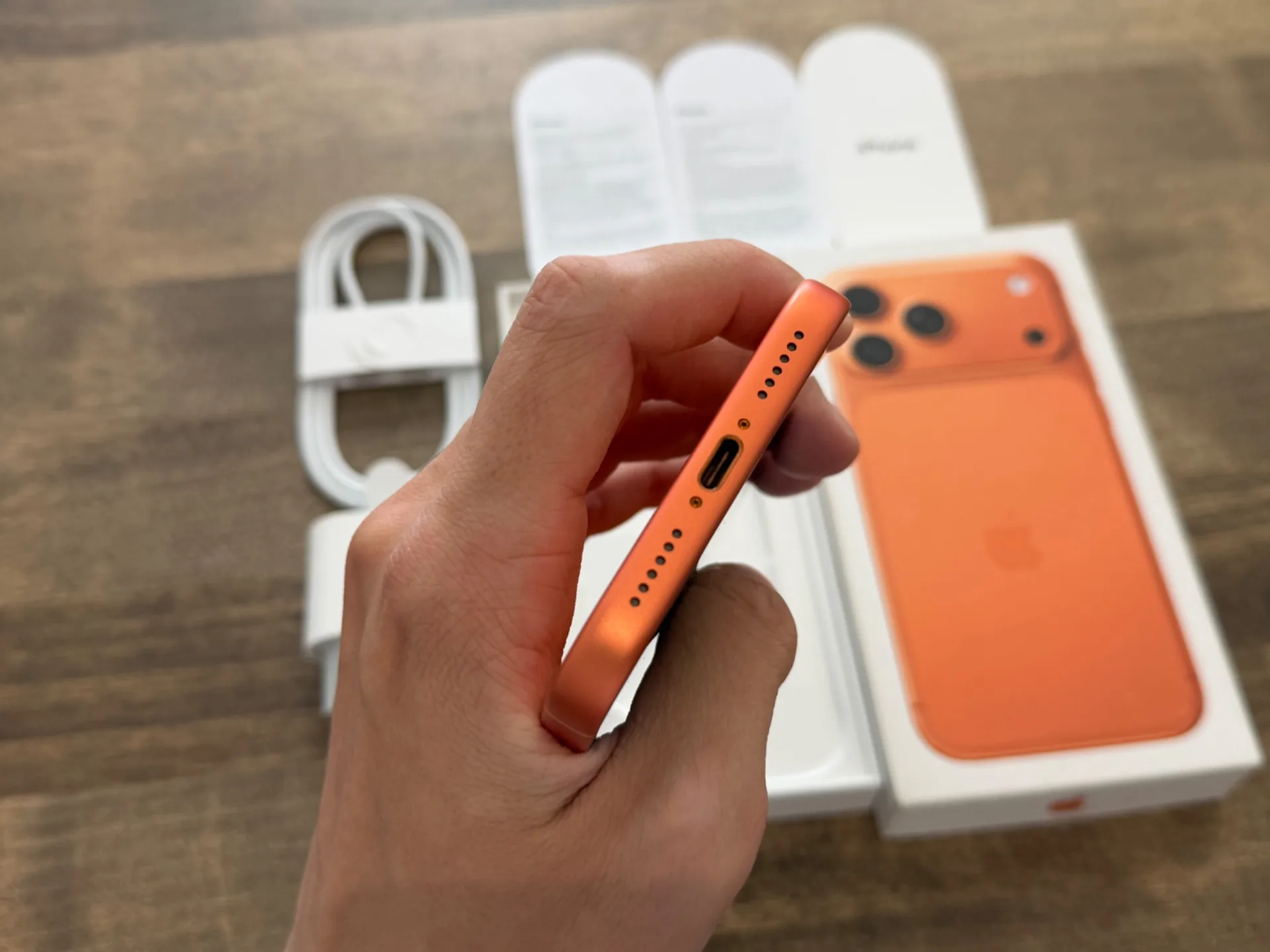 iPhone 17 Pro Max Comic Orange 256GB