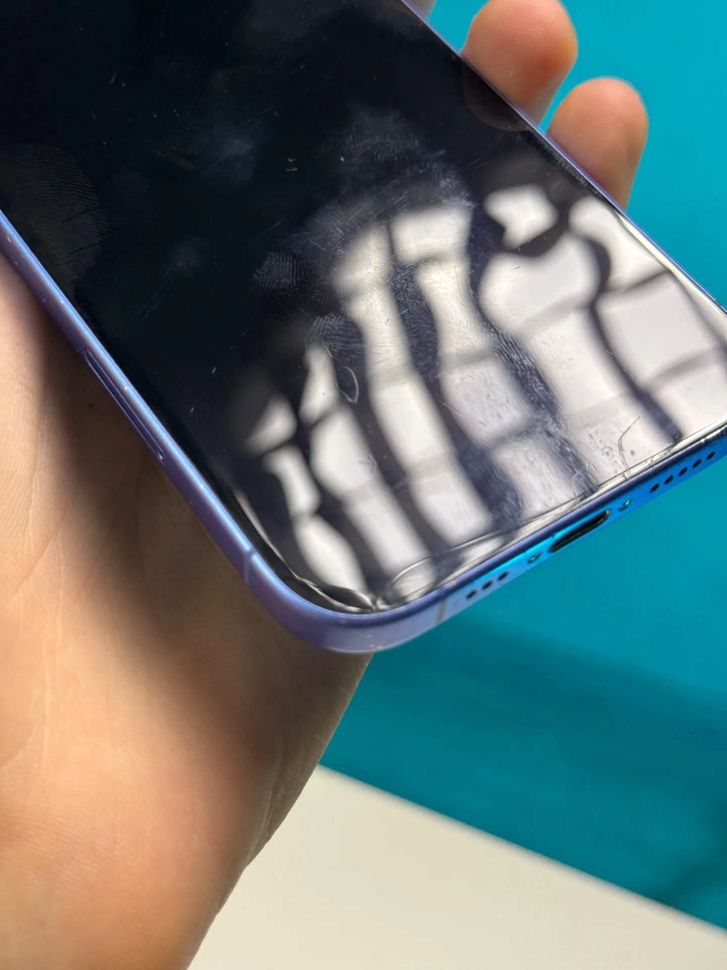 iPhone 16 128gb