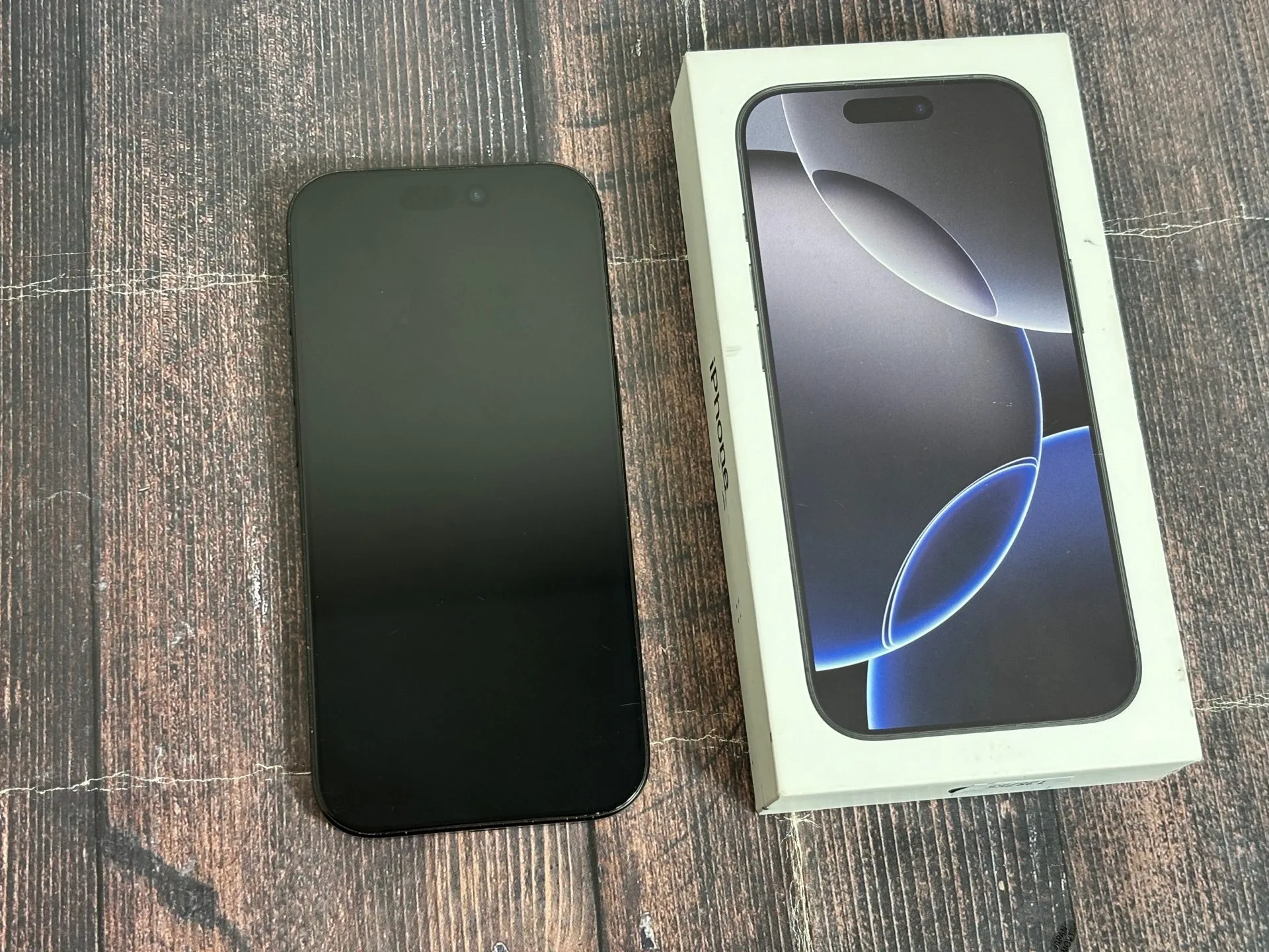 iPhone 16 pro 256gb