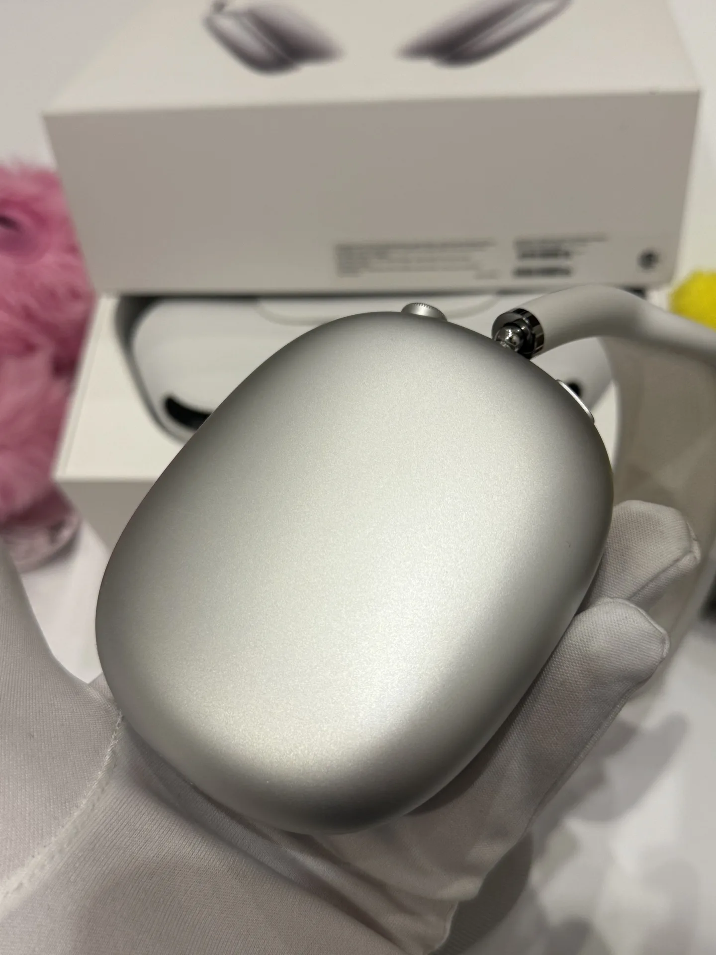 AirPods Max Silver Lightning