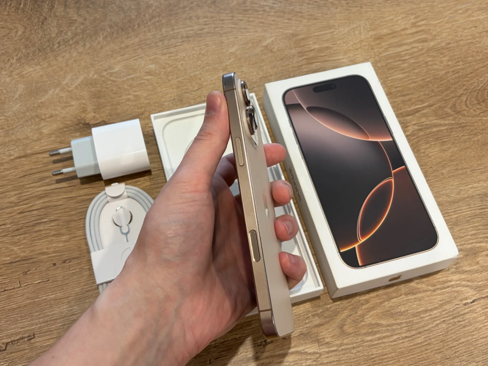 iPhone 16 Pro Max 512gb Desert Titanium