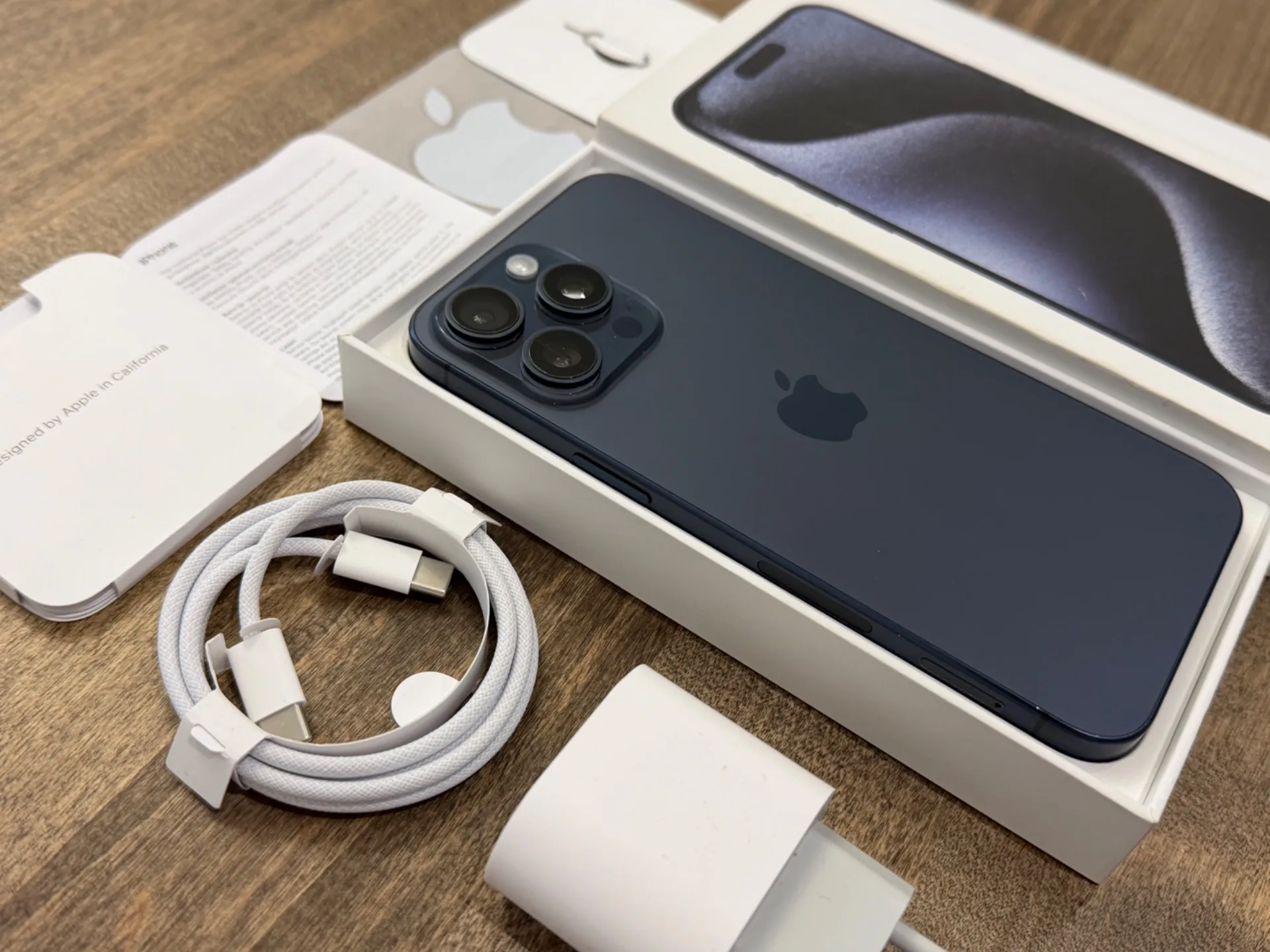 iPhone 15 Pro Max Blue Titanium 256GB