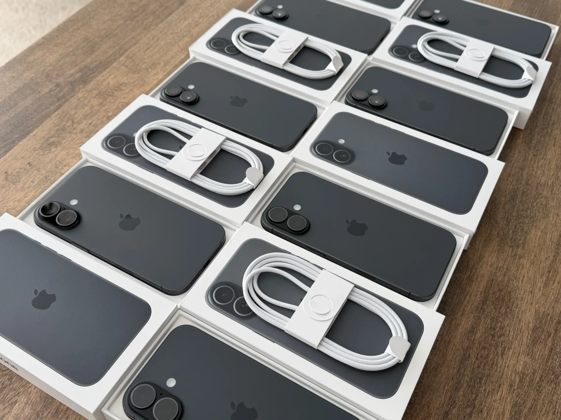 iPhone 17 Black
