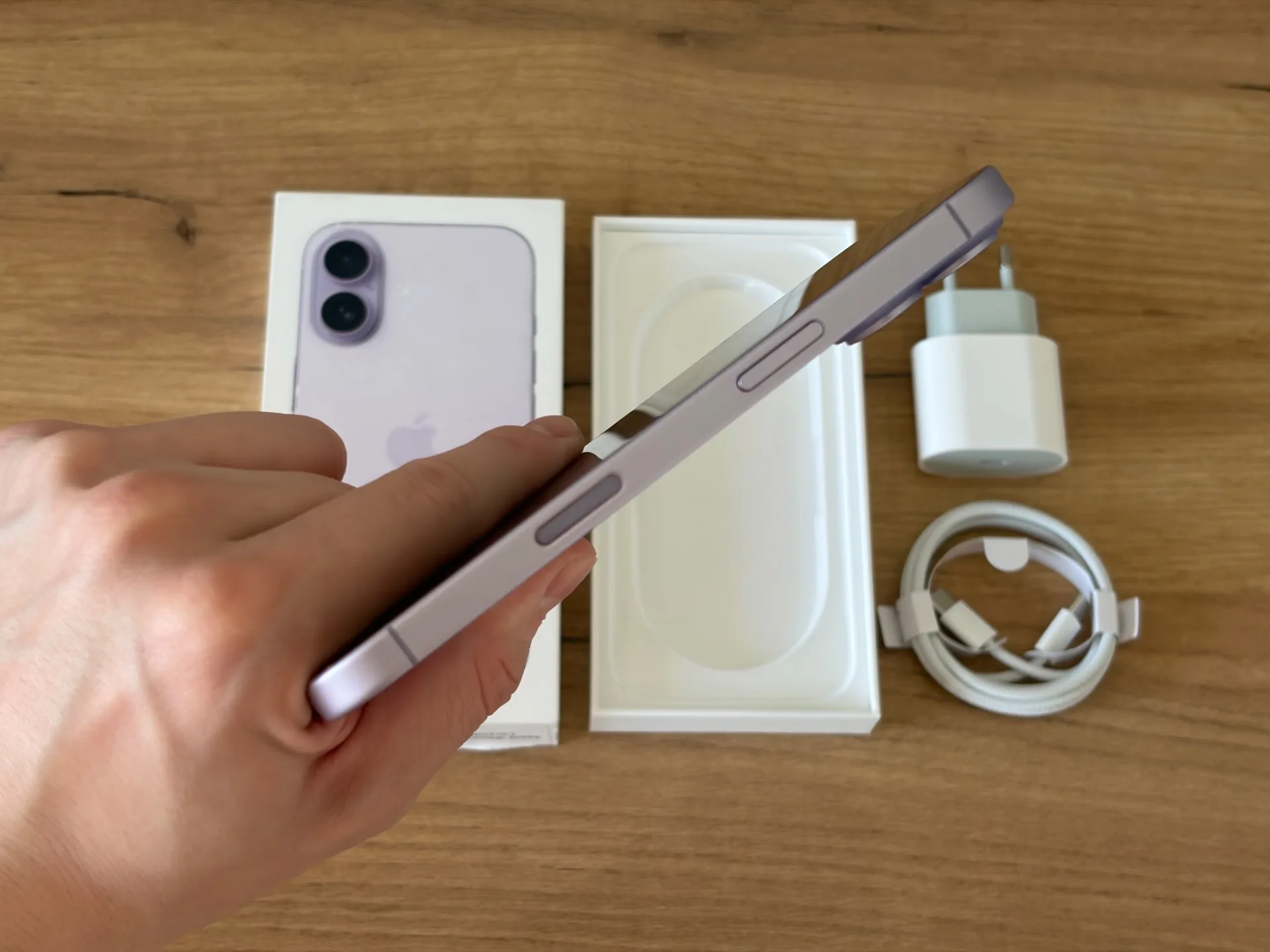 iPhone 17 256gb Lavender