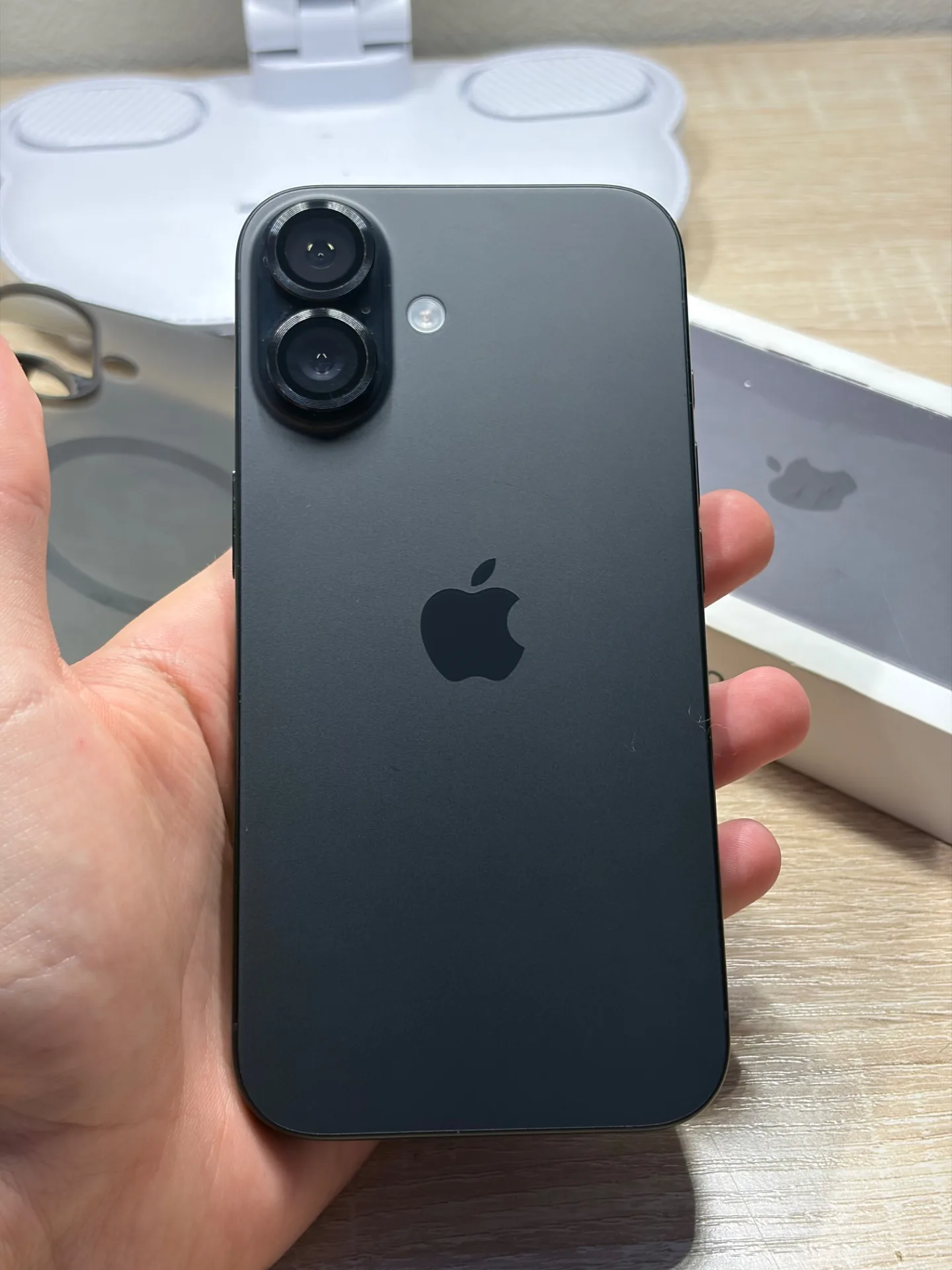 iPhone 16 128 black