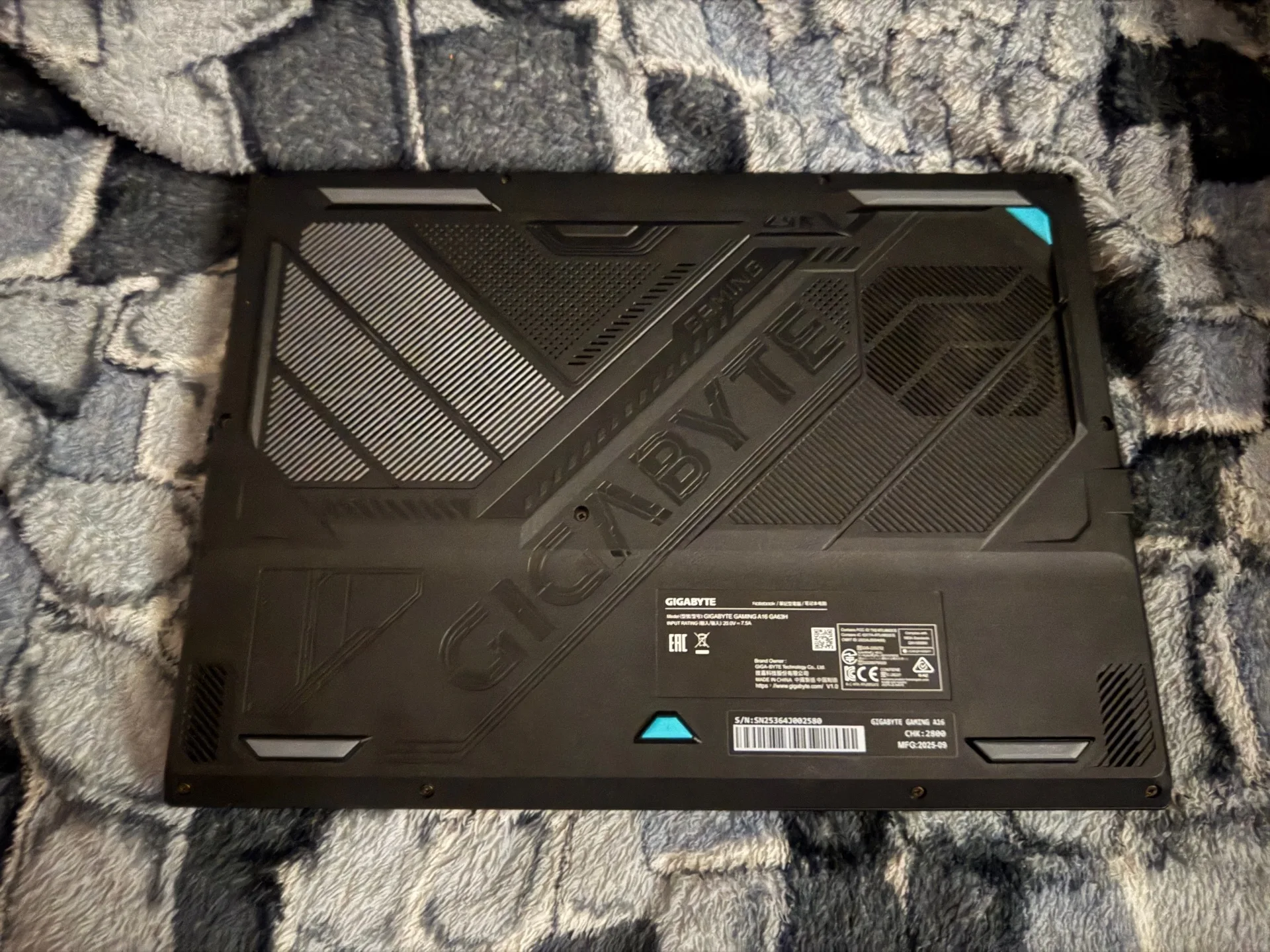 Ноутбук GIGABYTE™ GAMING A16 GA63H 3TH
