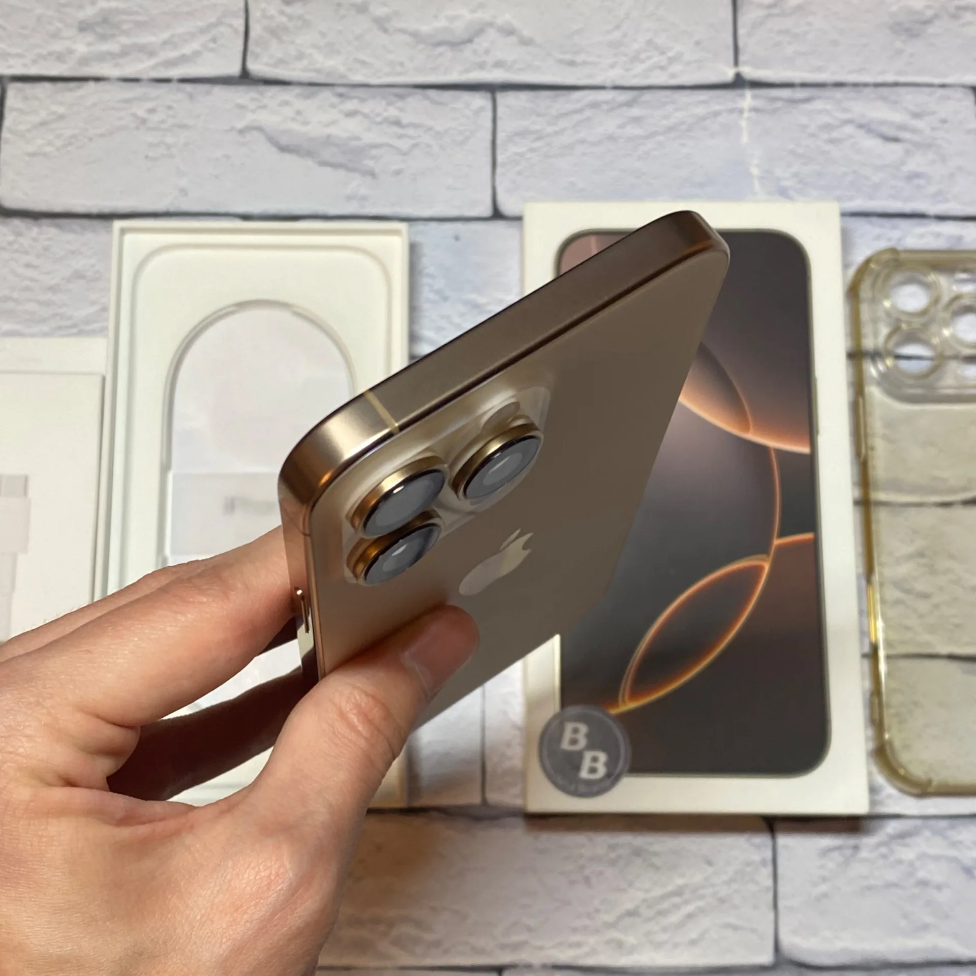 iPhone 16 Pro Max 256gb Desert Titanium