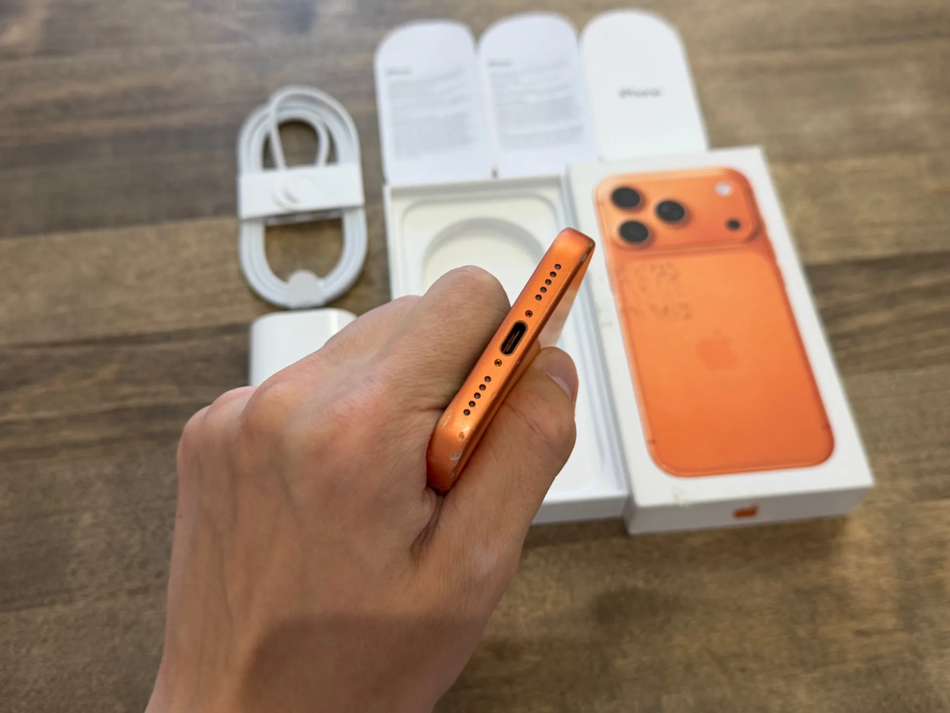 iPhone 17 Pro Cosmic Orange 256GB