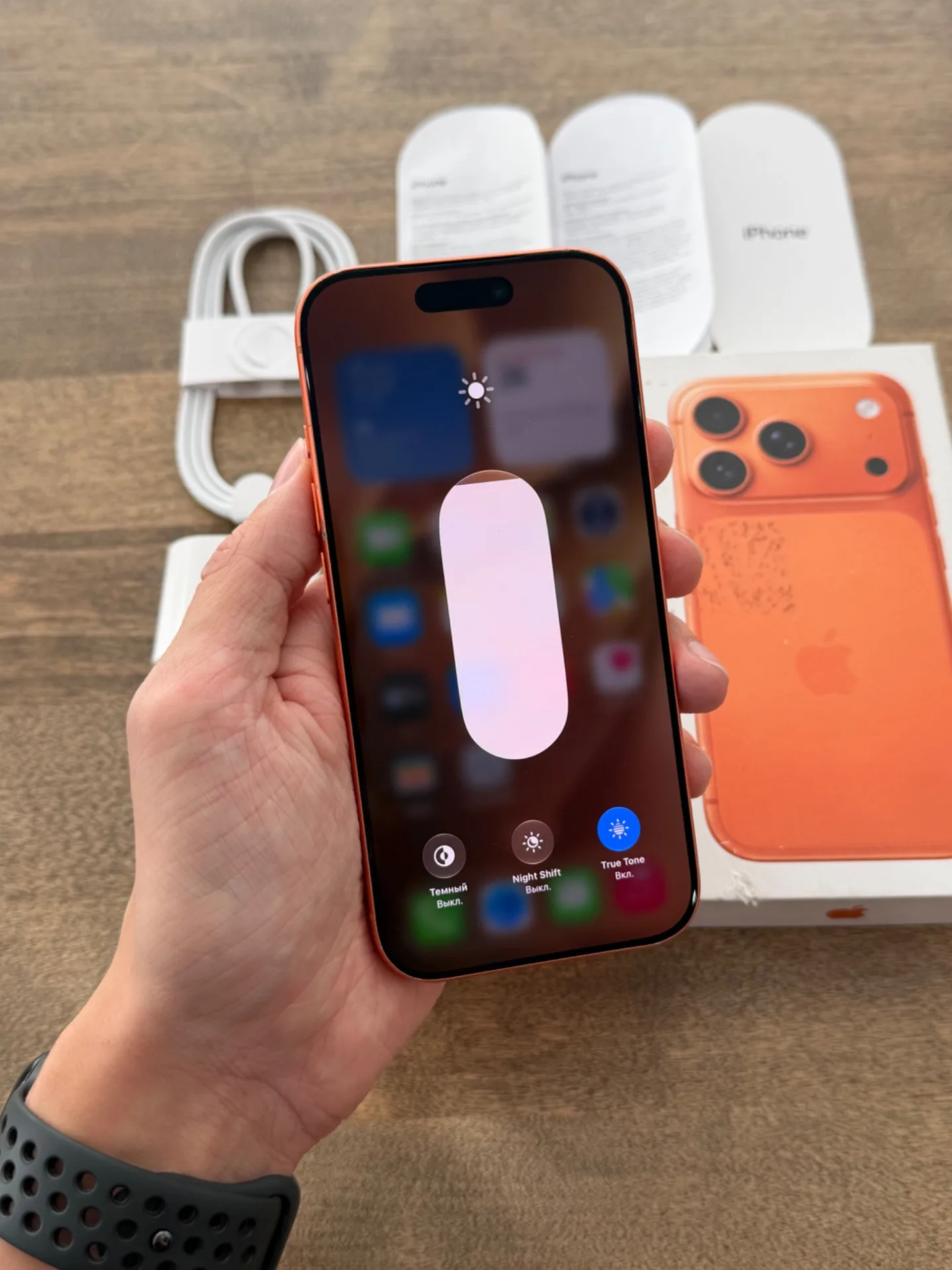 iPhone 17 Pro Comic Orange 256GB