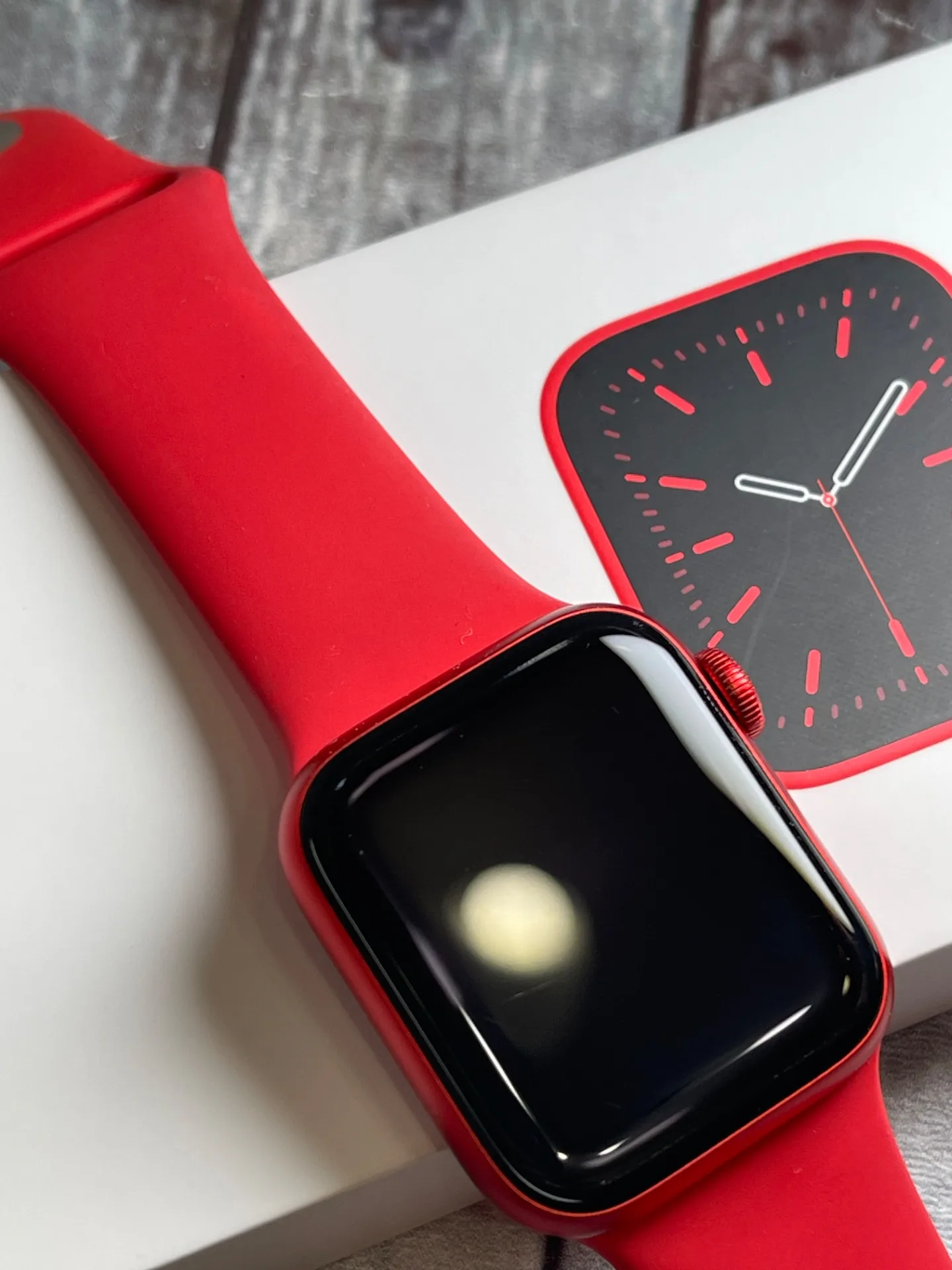 Apple Watch 6 40 mm red