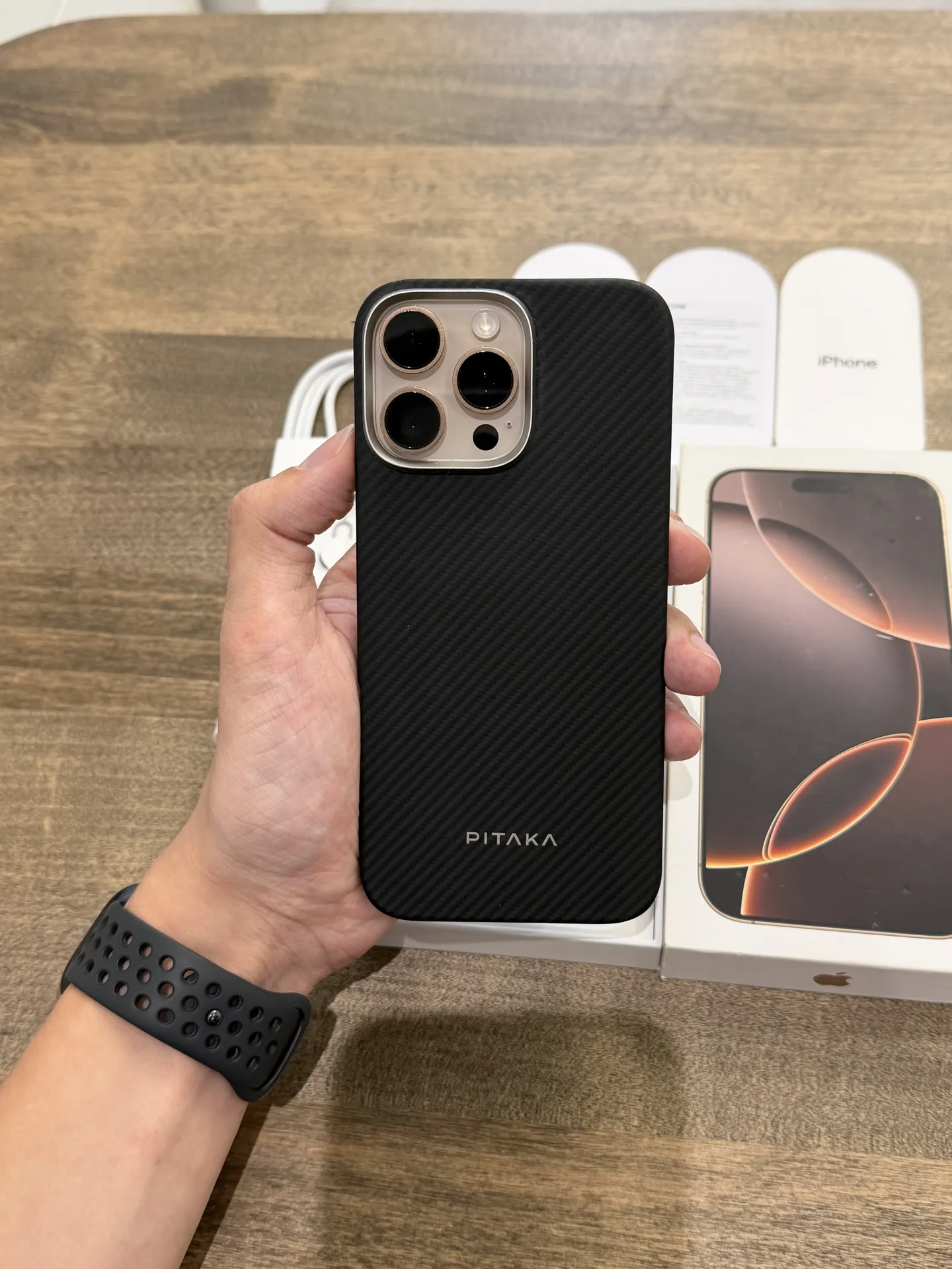 iPhone 16 Pro Max Desert Titanium 256GB