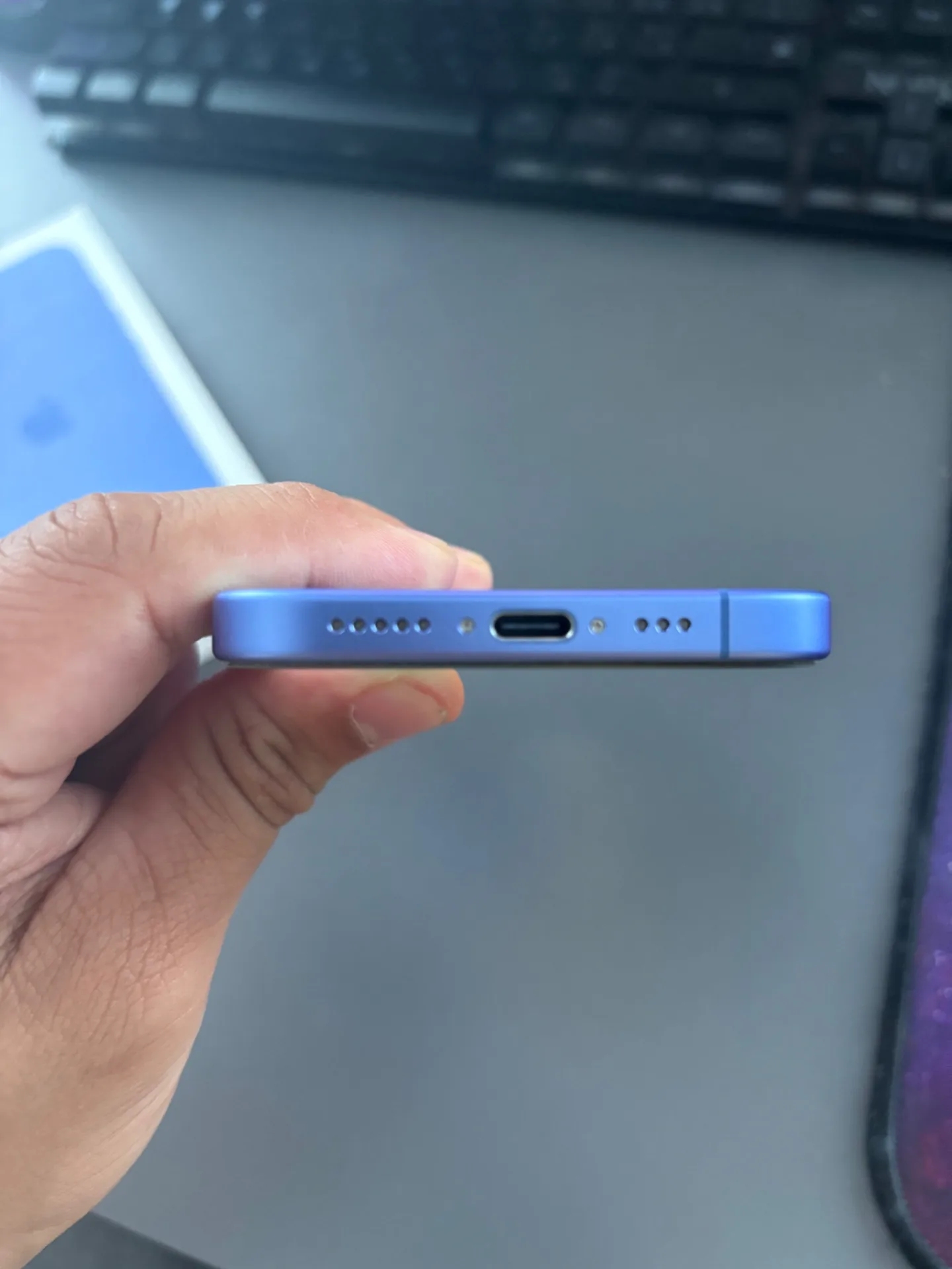 iPhone 16 128 Ultramarine