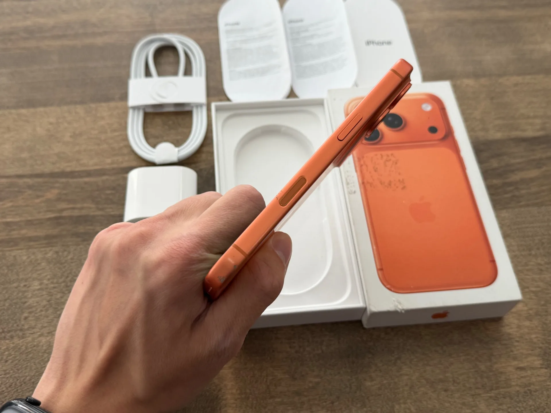 iPhone 17 Pro Comic Orange 256GB