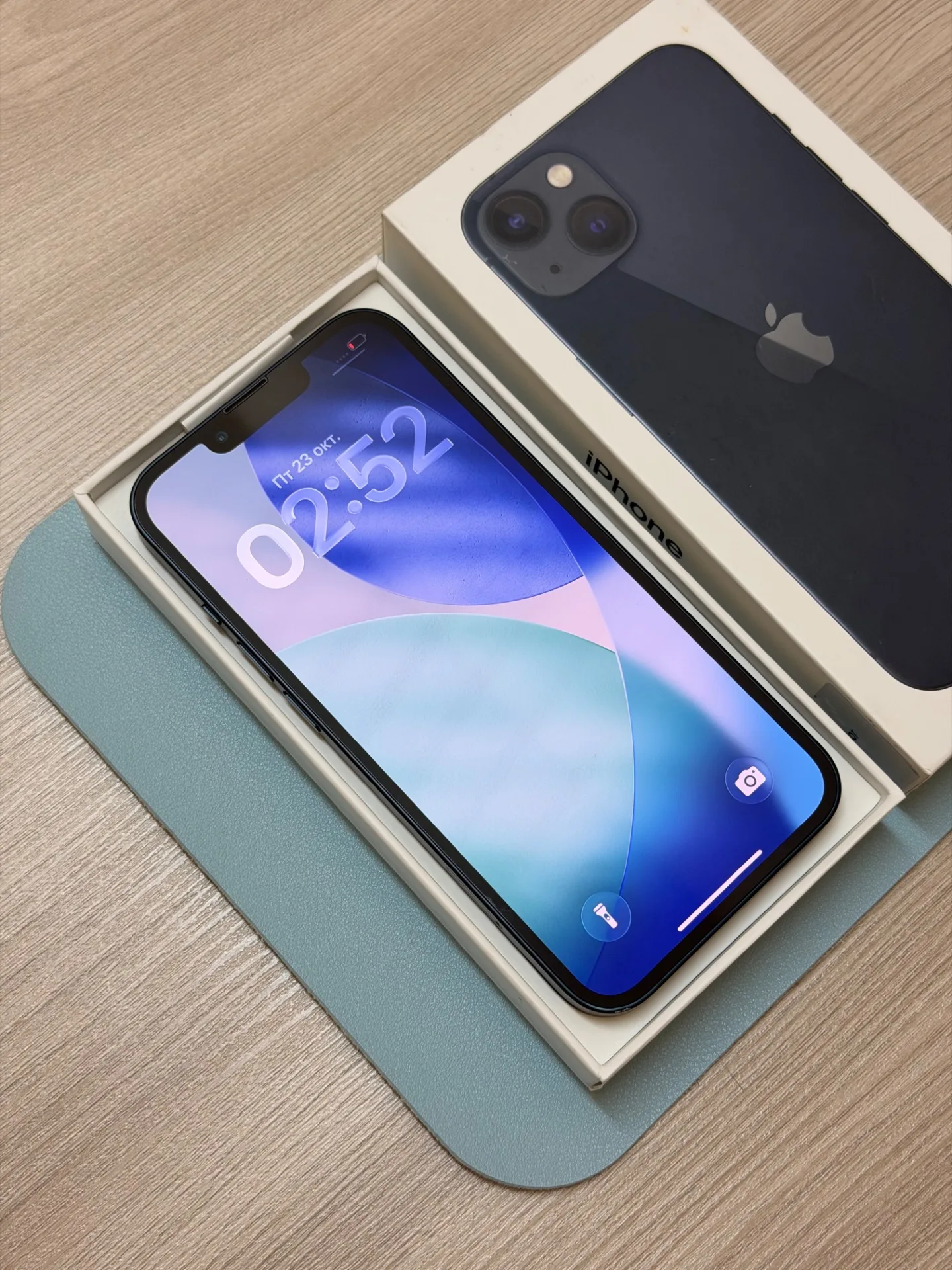 iPhone 13 128 черный.