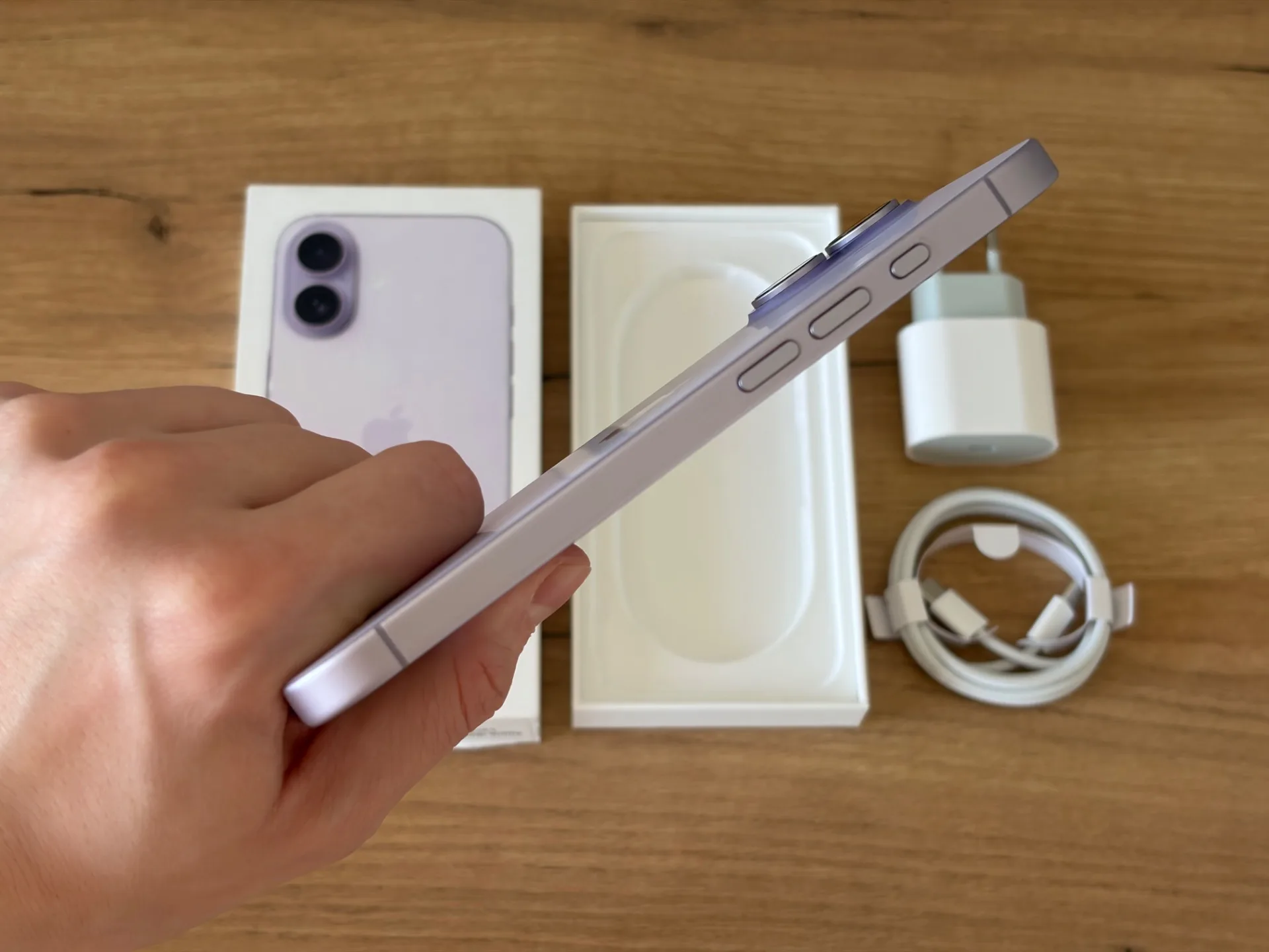 iPhone 17 256gb Lavender
