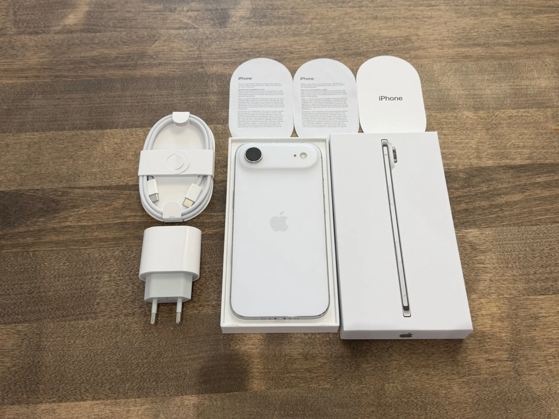 iPhone Air Cloud White 256GB