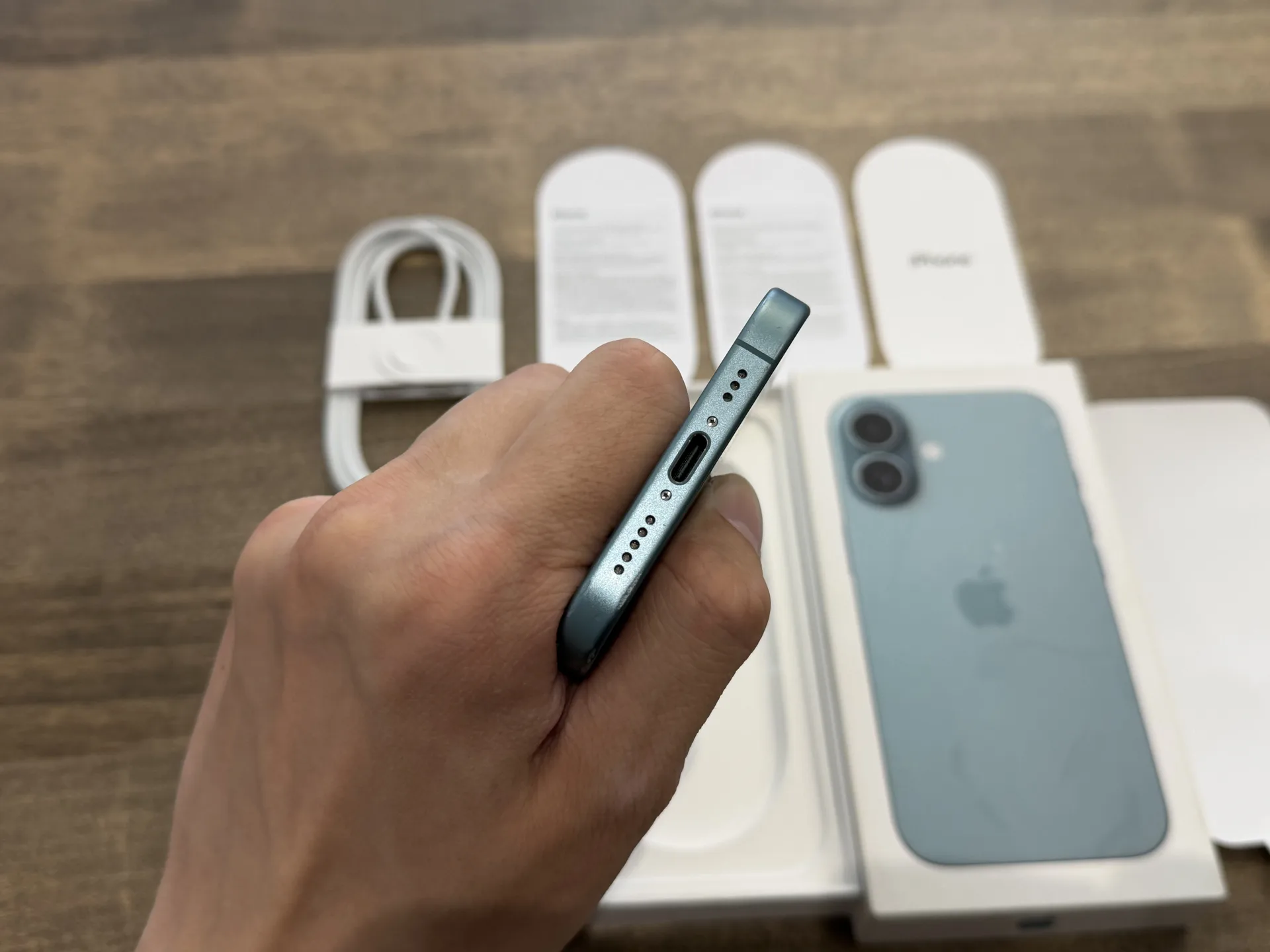 iPhone 16 Teal 128GB