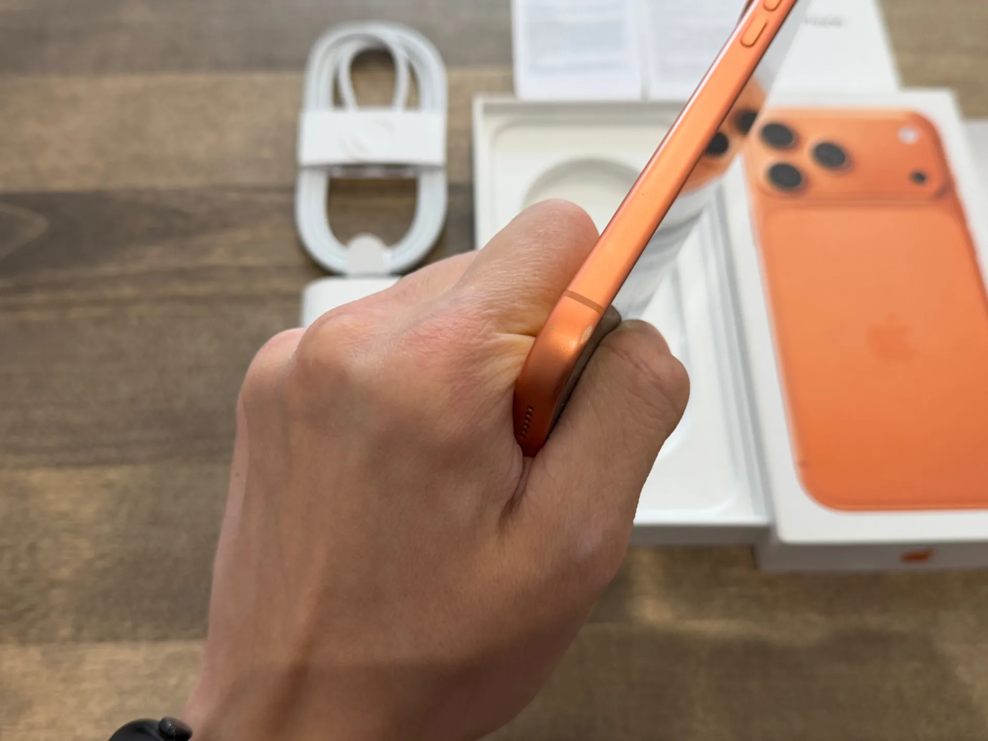 iPhone 17 Pro Max Comic Orange 512GB
