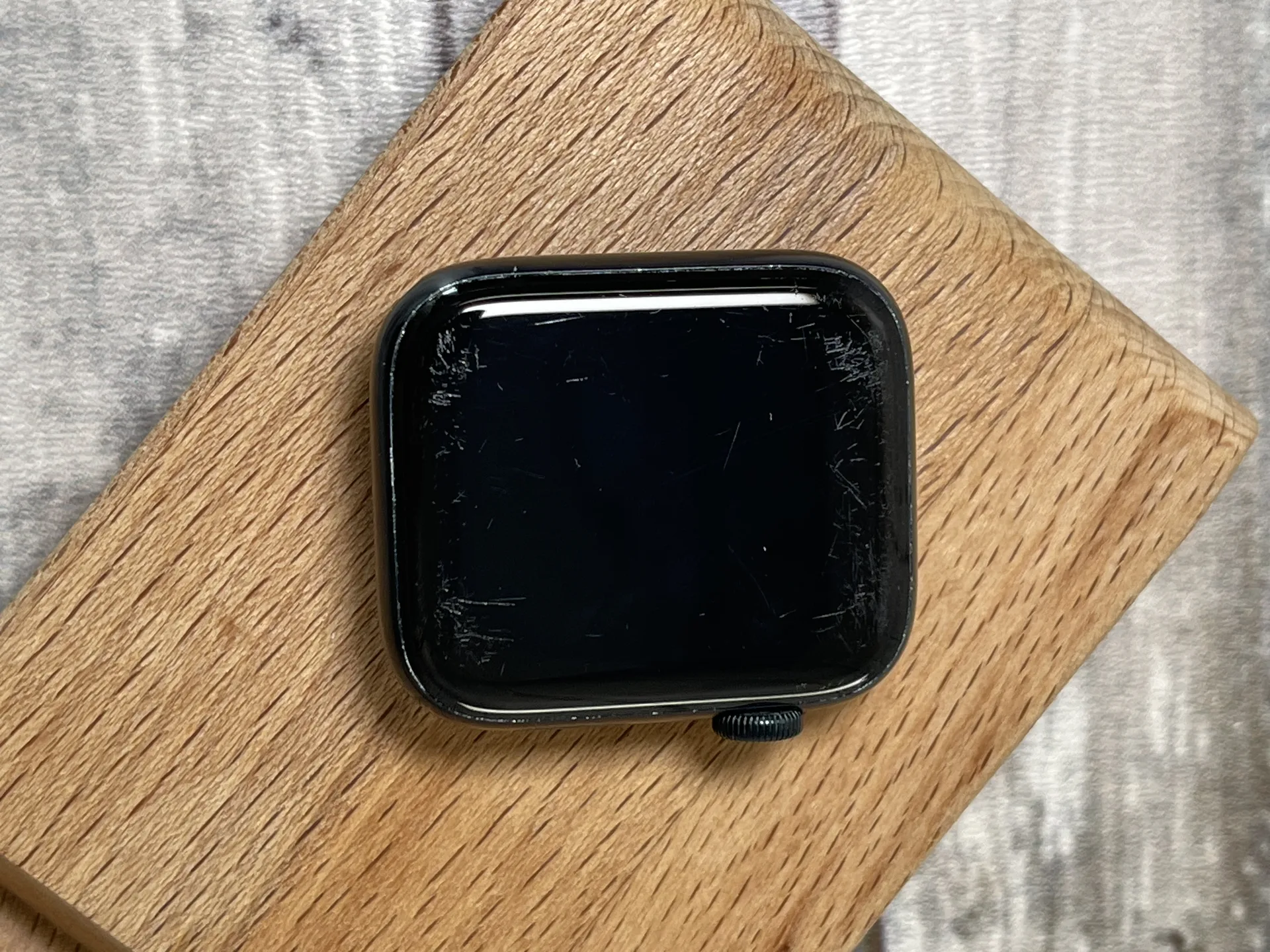 Apple Watch SE 2 44 mm