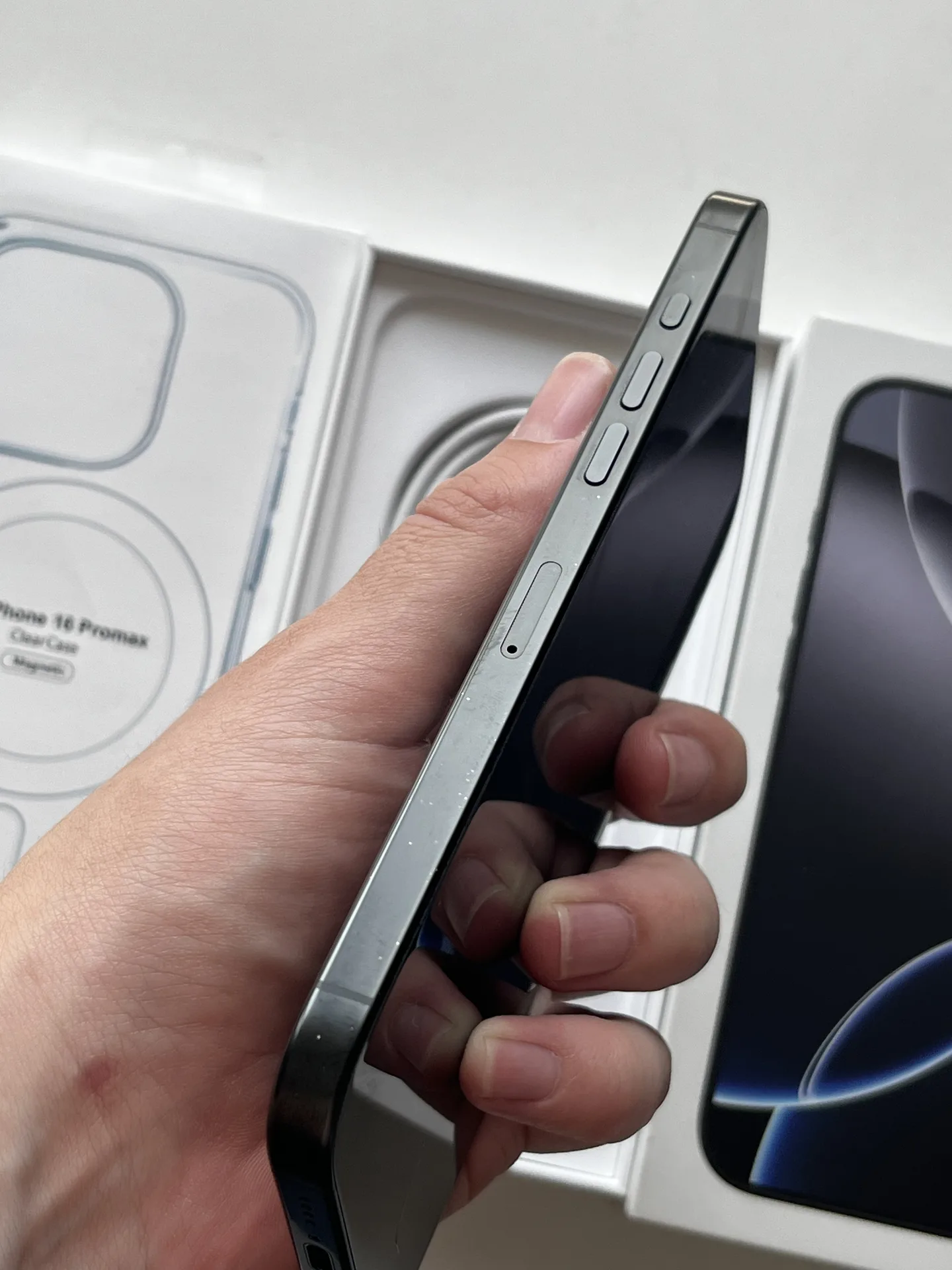 iPhone 16 pro max 256gb