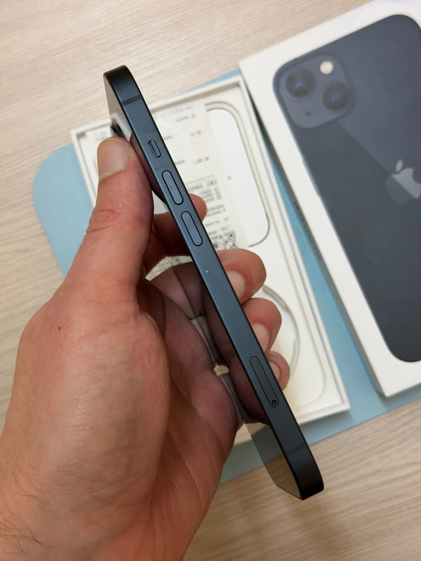 iPhone 13 128 черный.