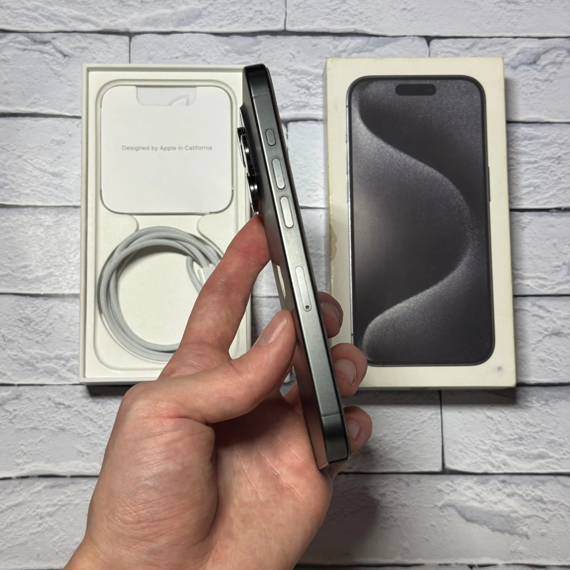 iPhone 15 Pro 128gb Black titanium