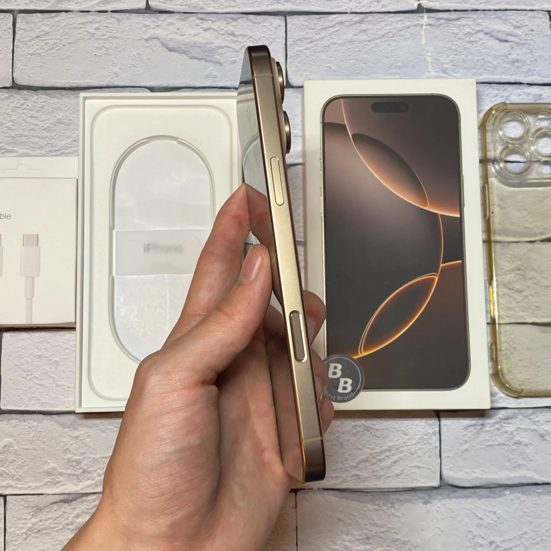 iPhone 16 Pro Max 256gb Desert Titanium