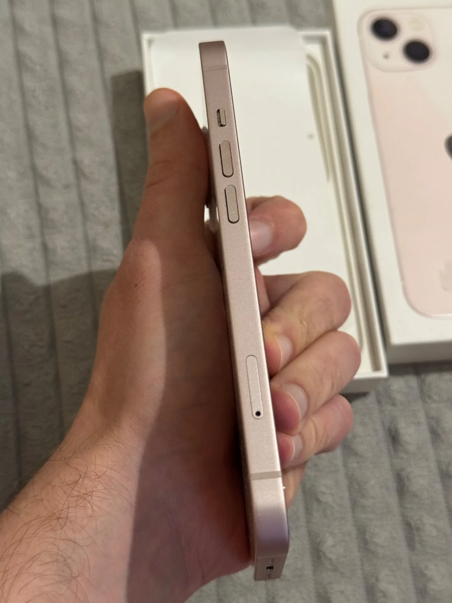 iPhone 13 128 Розовый.