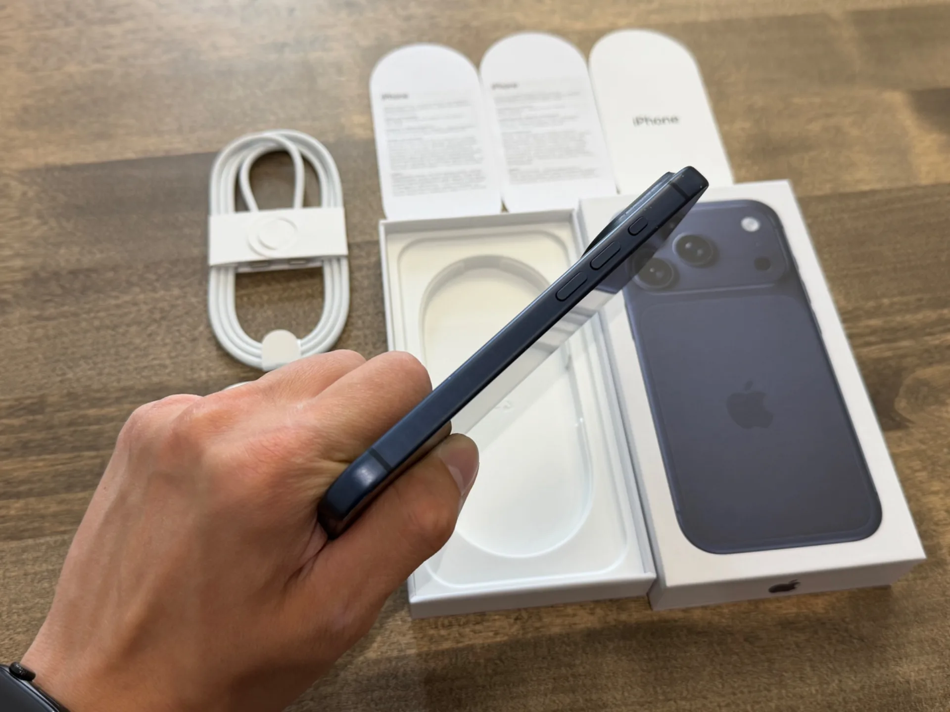 iPhone 17 Pro Blue 256GB