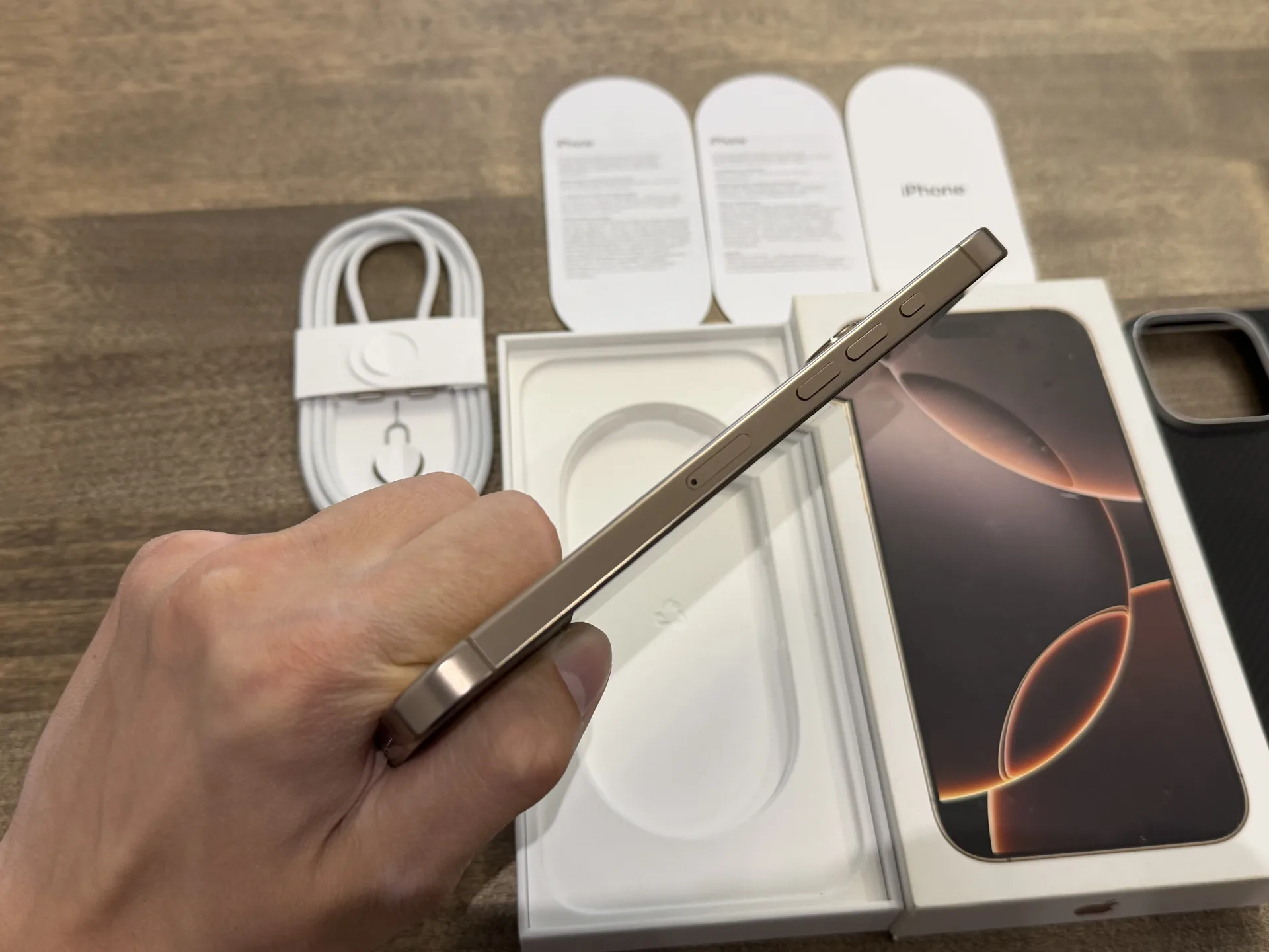 iPhone 16 Pro Max Desert Titanium 256GB