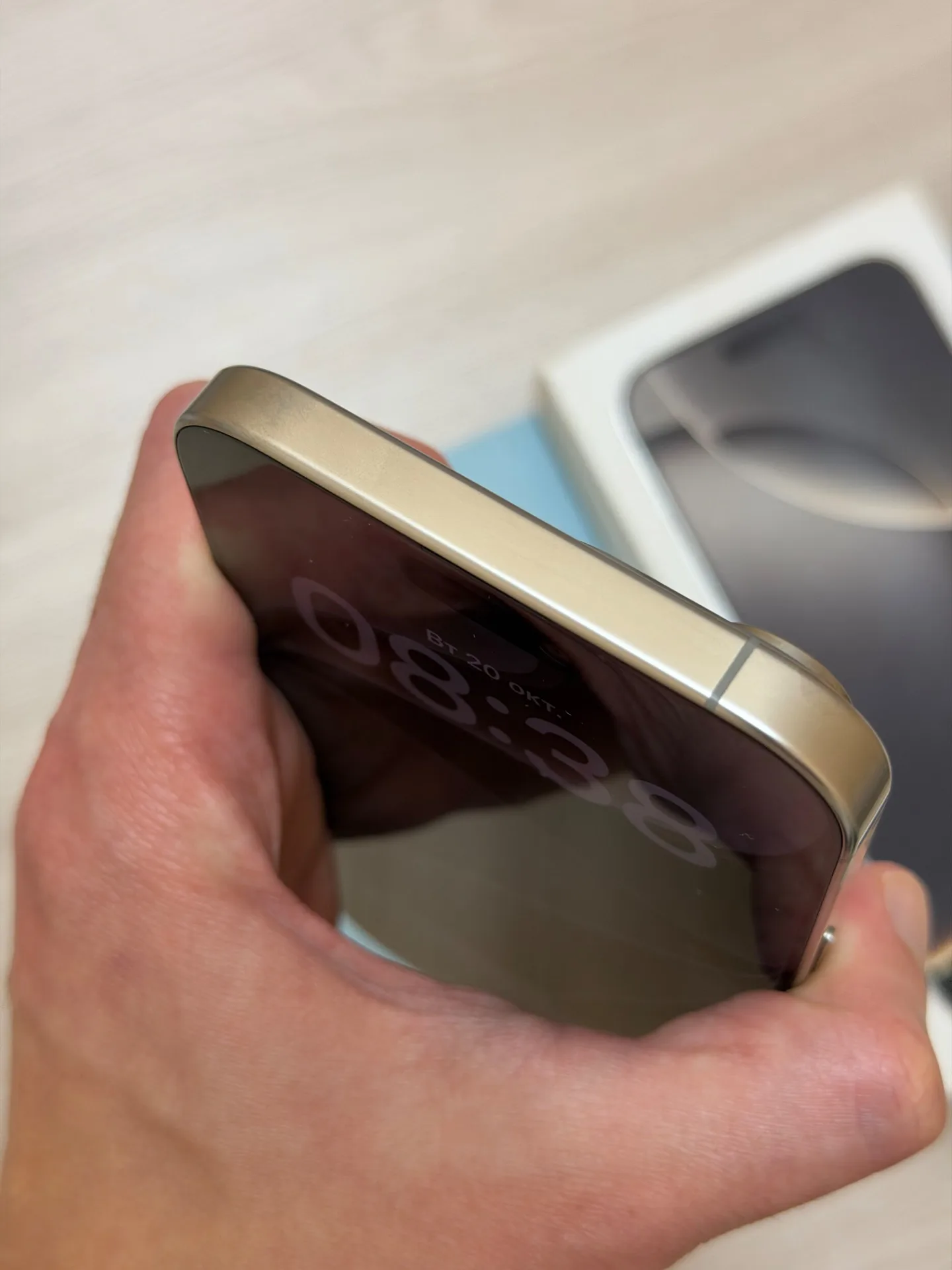 iPhone 16 Pro Max 256 Натуральный Титан.