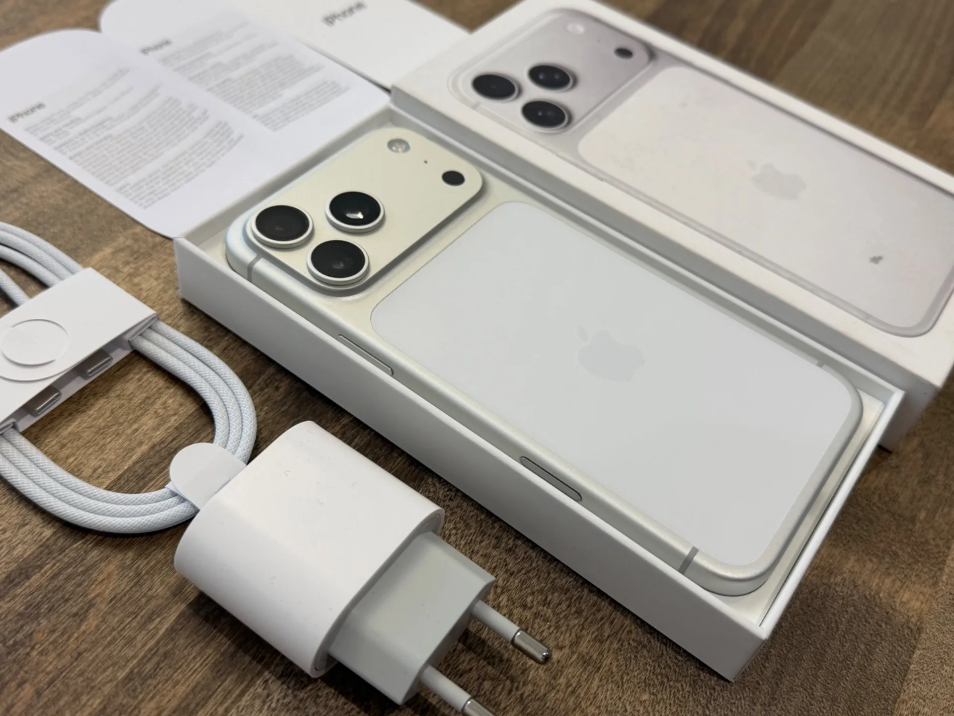 iPhone 17 Pro Max Silver 256GB