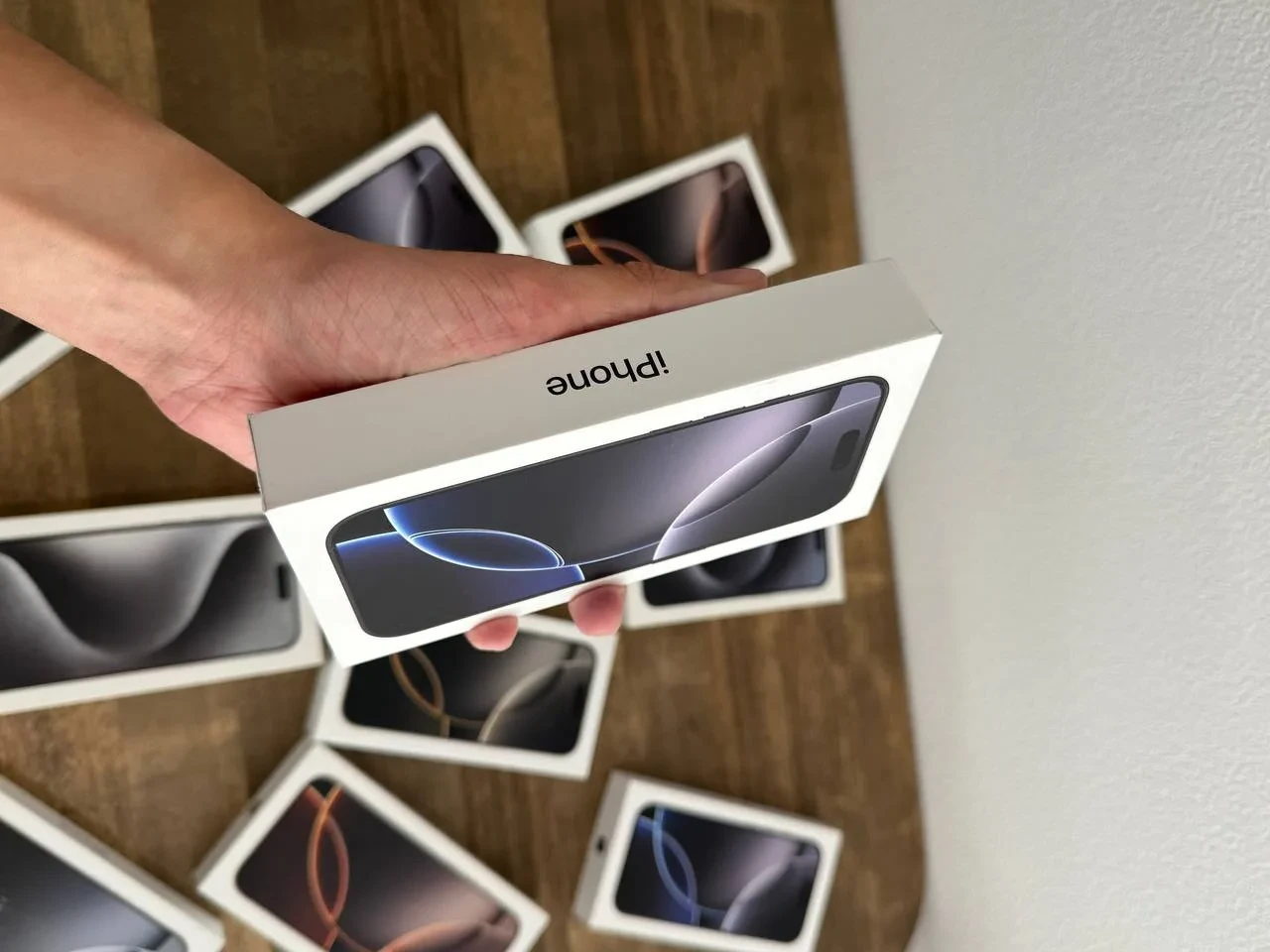 iPhone 16 Pro 1024gb (новый)