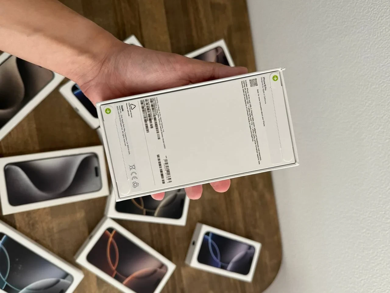 iPhone 16 Pro 1024gb (новый)