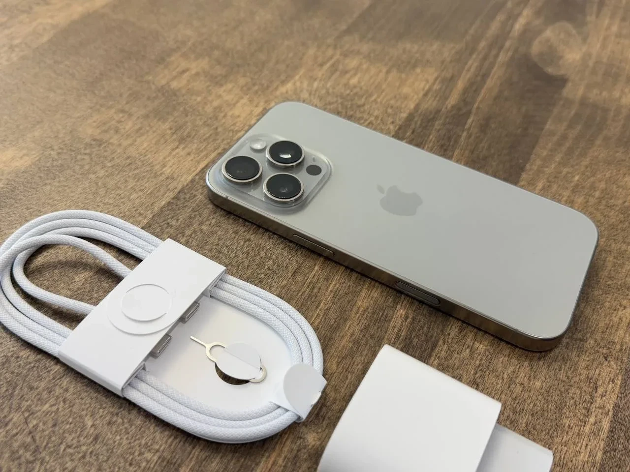 iPhone 16 Pro Natural Titanium 128gb