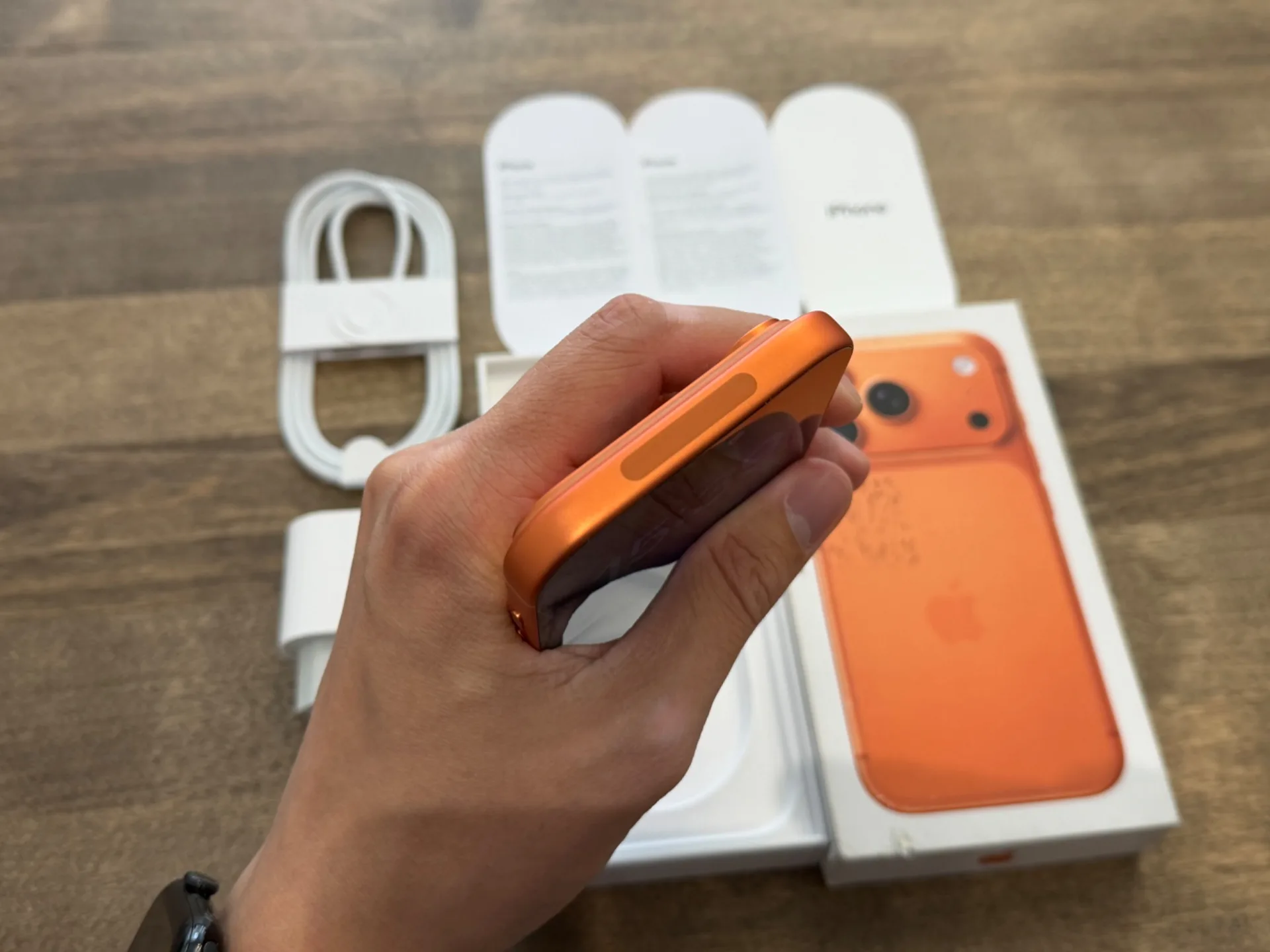 iPhone 17 Pro Comic Orange 512GB