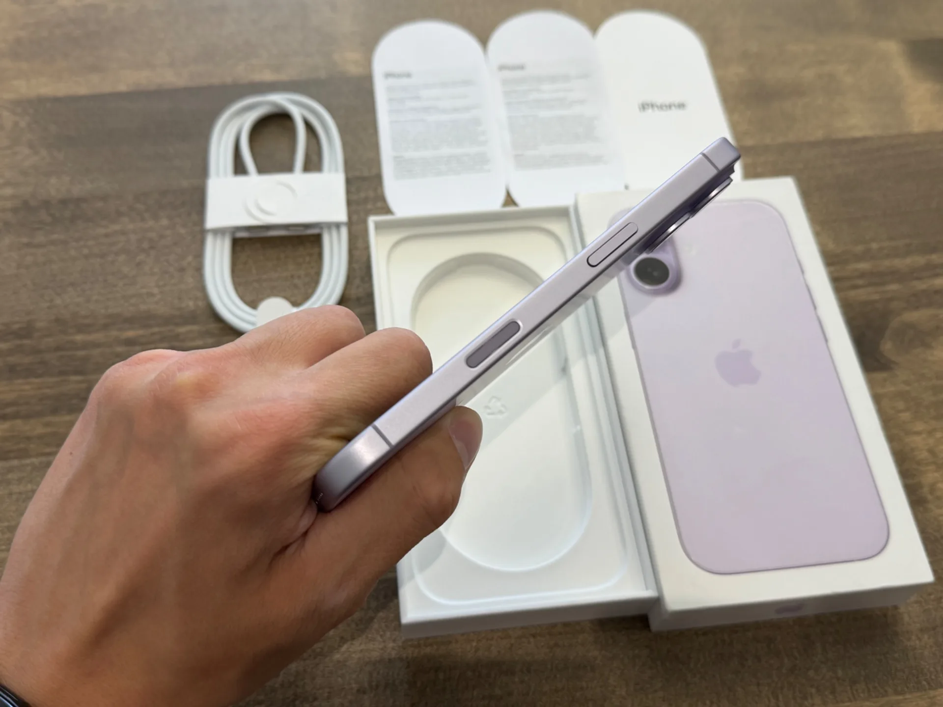 iPhone 17 Lavender 256GB