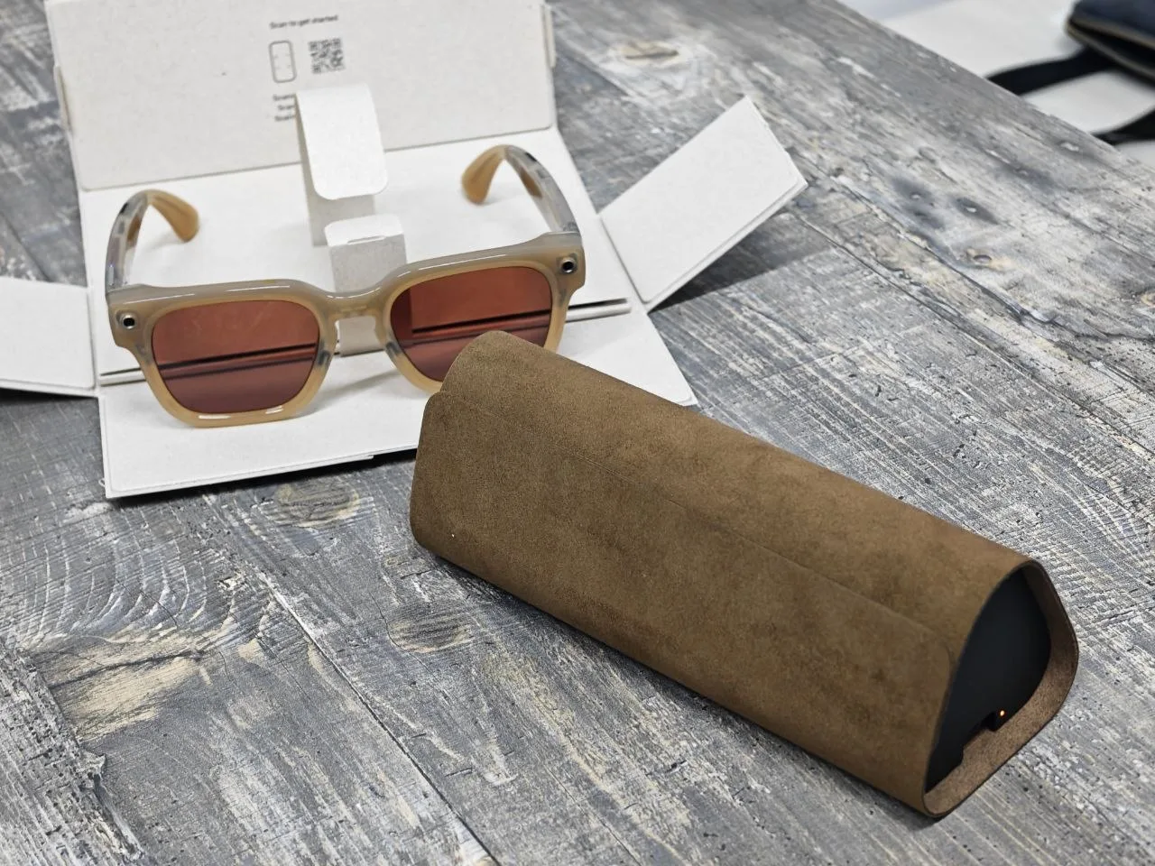 Meta - Fury Dark Amber Lenses - Sandstone