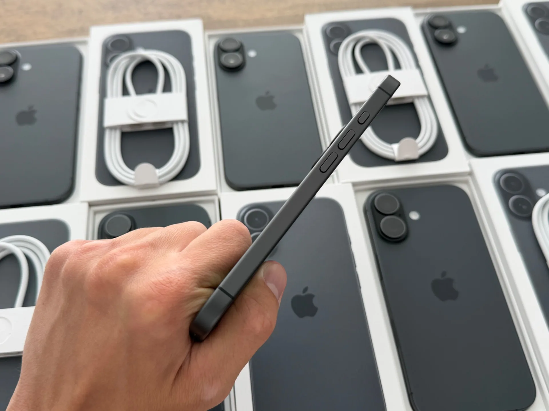 iPhone 17 Black