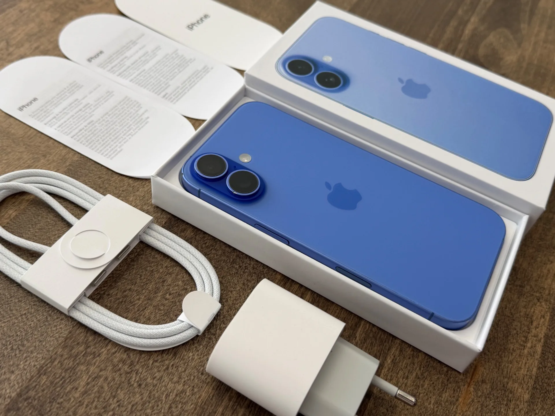 iPhone 16 Ultramarine 128GB