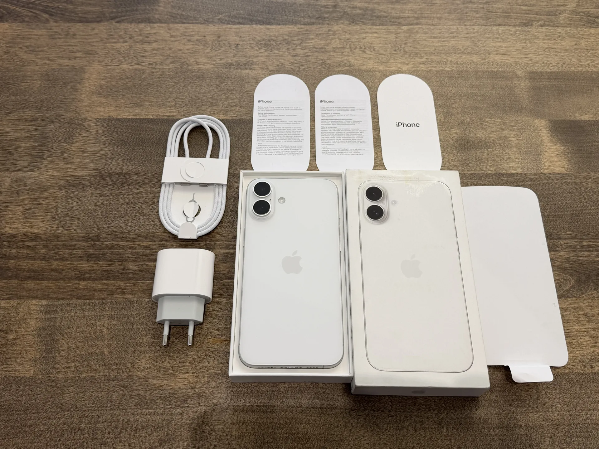iPhone 16 Plus White 128GB